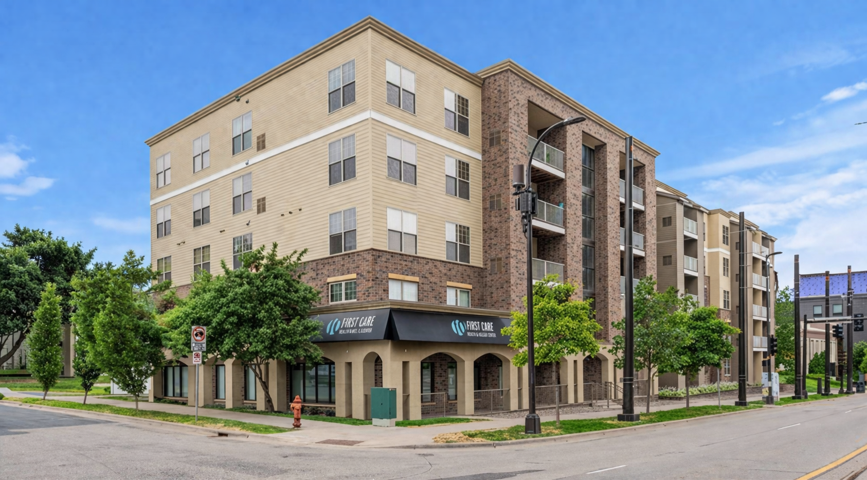 3rd image of 2900 University Ave Se #300, Minneapolis, MN 55414 | MLS# 7114219