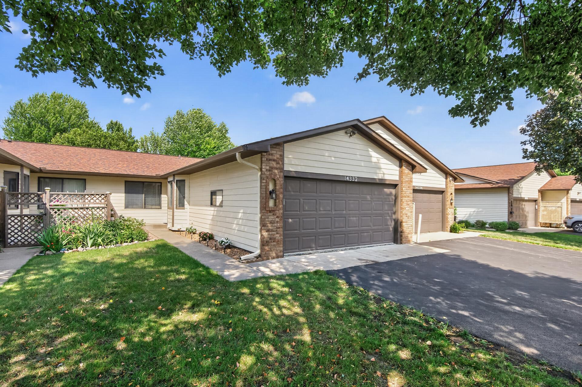1st image of 14332 Glenda Dr, Saint Paul, MN 55124 | MLS# 7114237