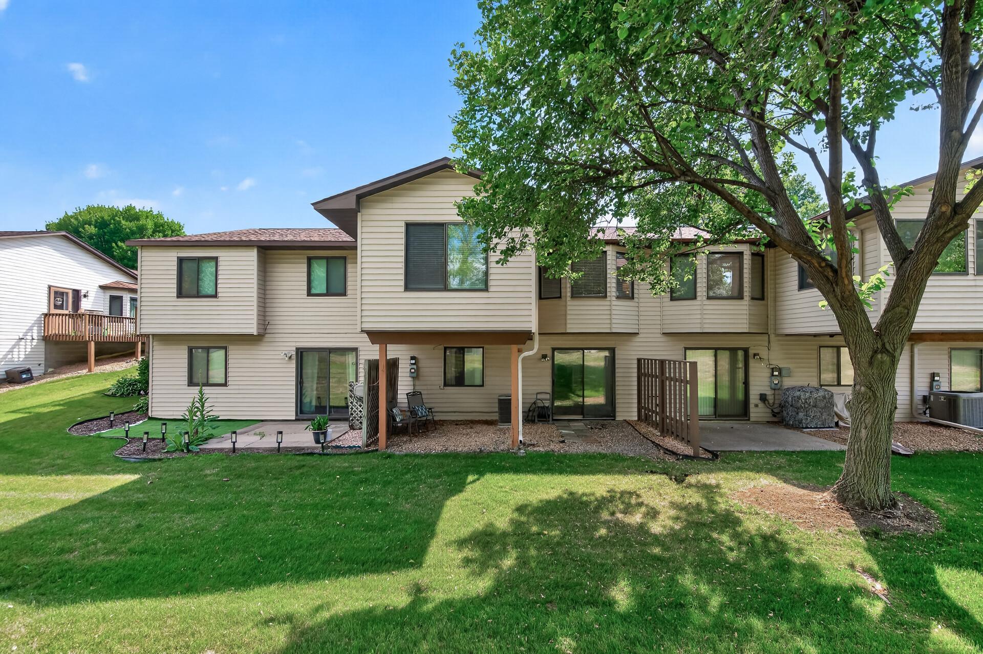 2nd image of 14332 Glenda Dr, Saint Paul, MN 55124 | MLS# 7114237