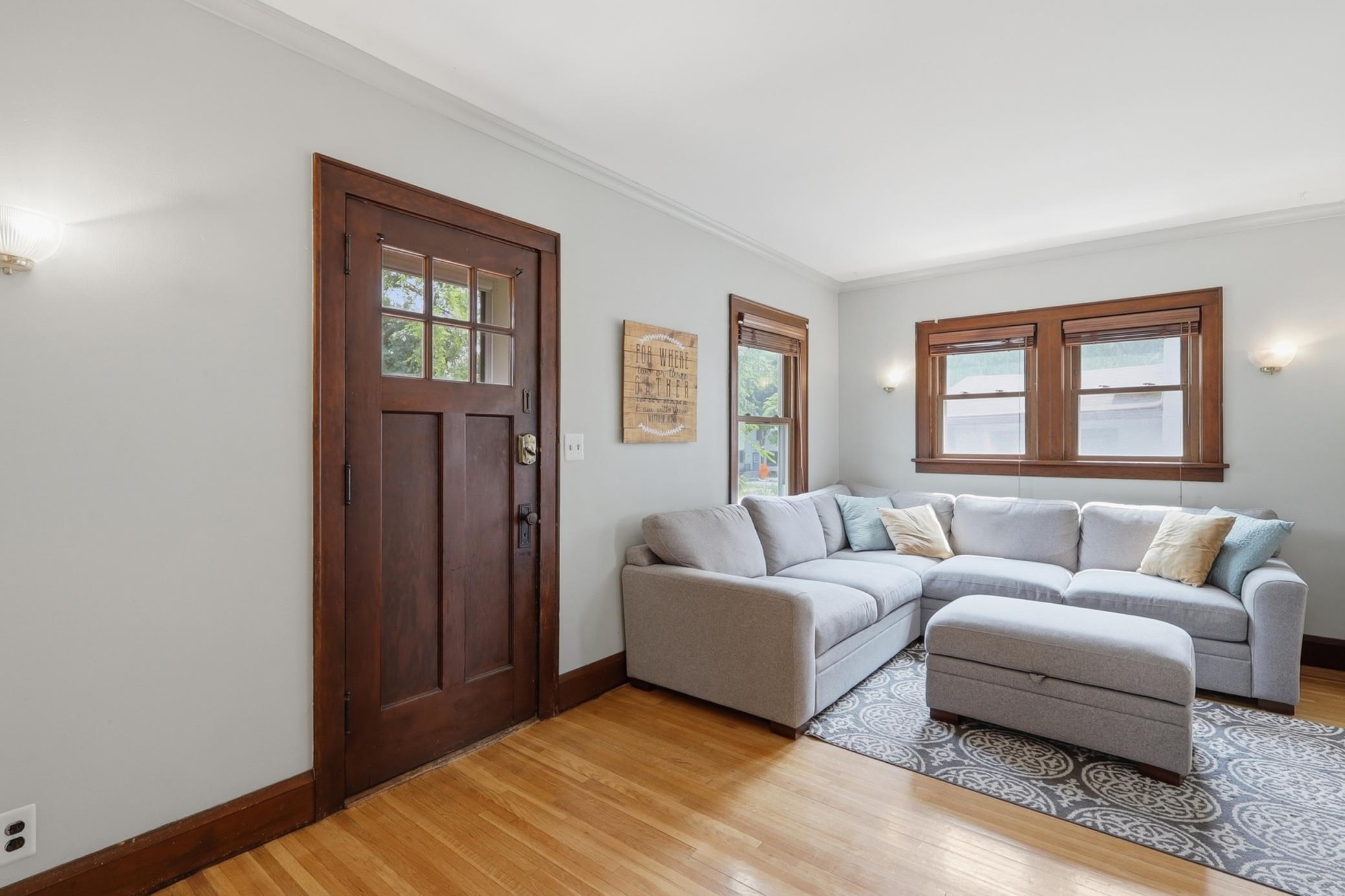 3rd image of 3414 Polk St Ne, Minneapolis, MN 55418 | MLS# 7114256