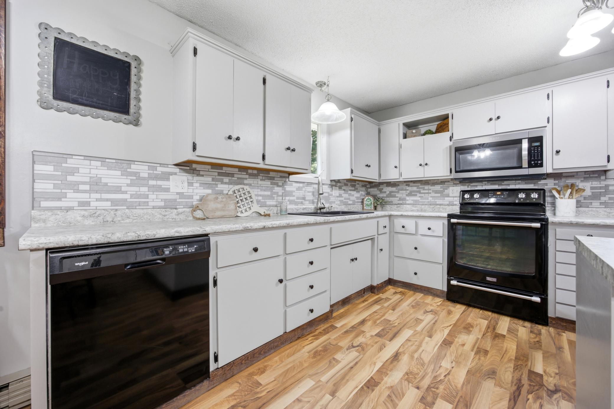 4th image of 11461 Silver Star Rd, Frazee, MN 56544 | MLS# 7114346