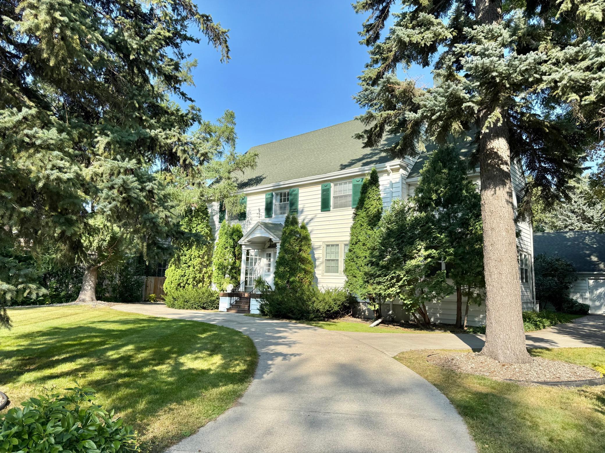 2nd image of 1119 Broadway N, Fargo, ND 58102 | MLS# 7114359