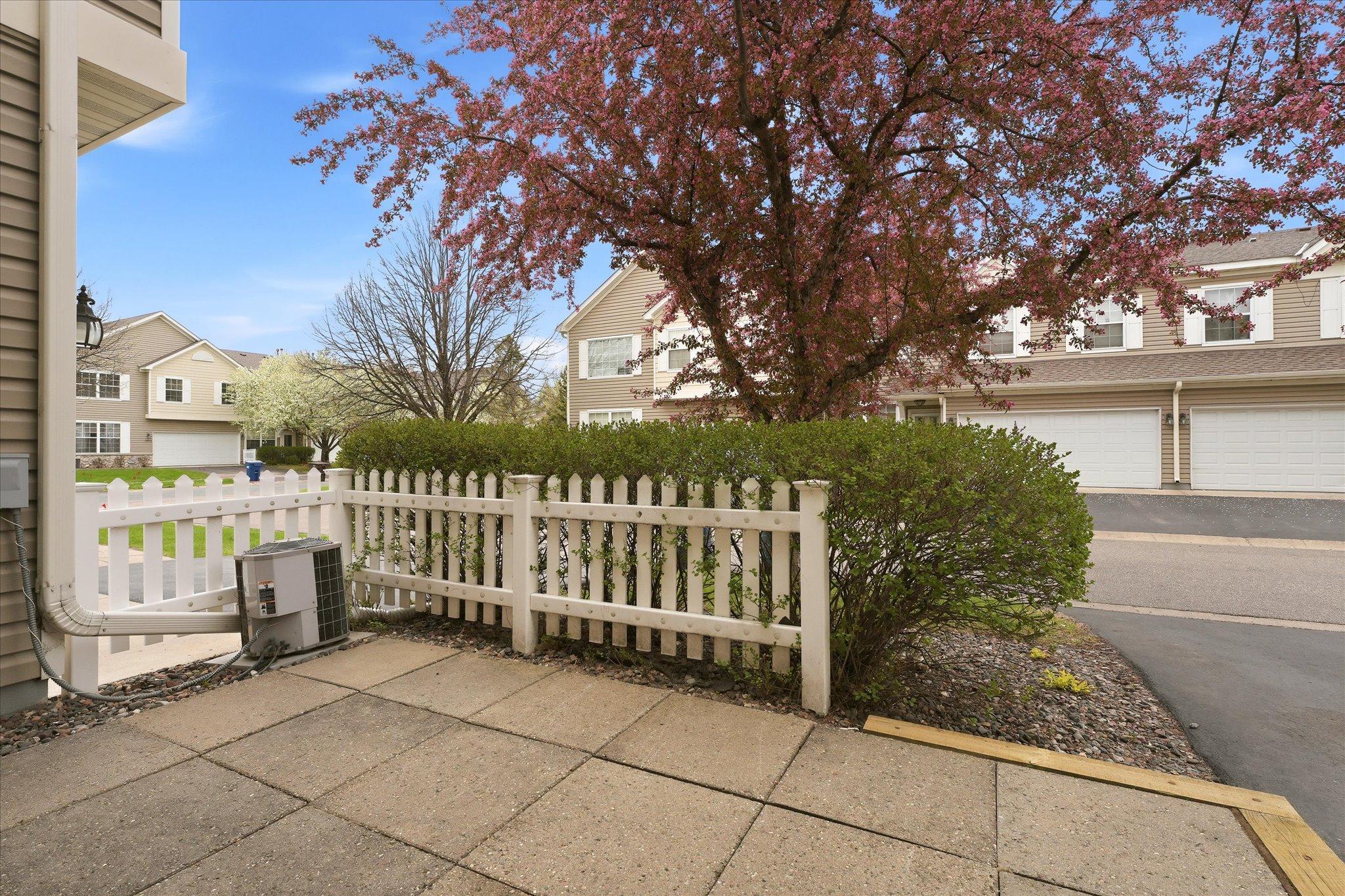 4th image of 18902 96Th Pl N, Maple Grove, MN 55311 | MLS# 7114366
