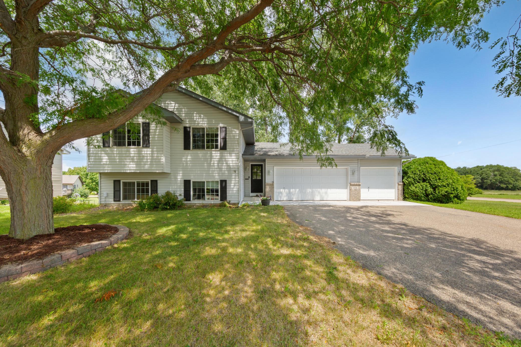 1st image of 2206 W Hill St, Faribault, MN 55021 | MLS# 7114379