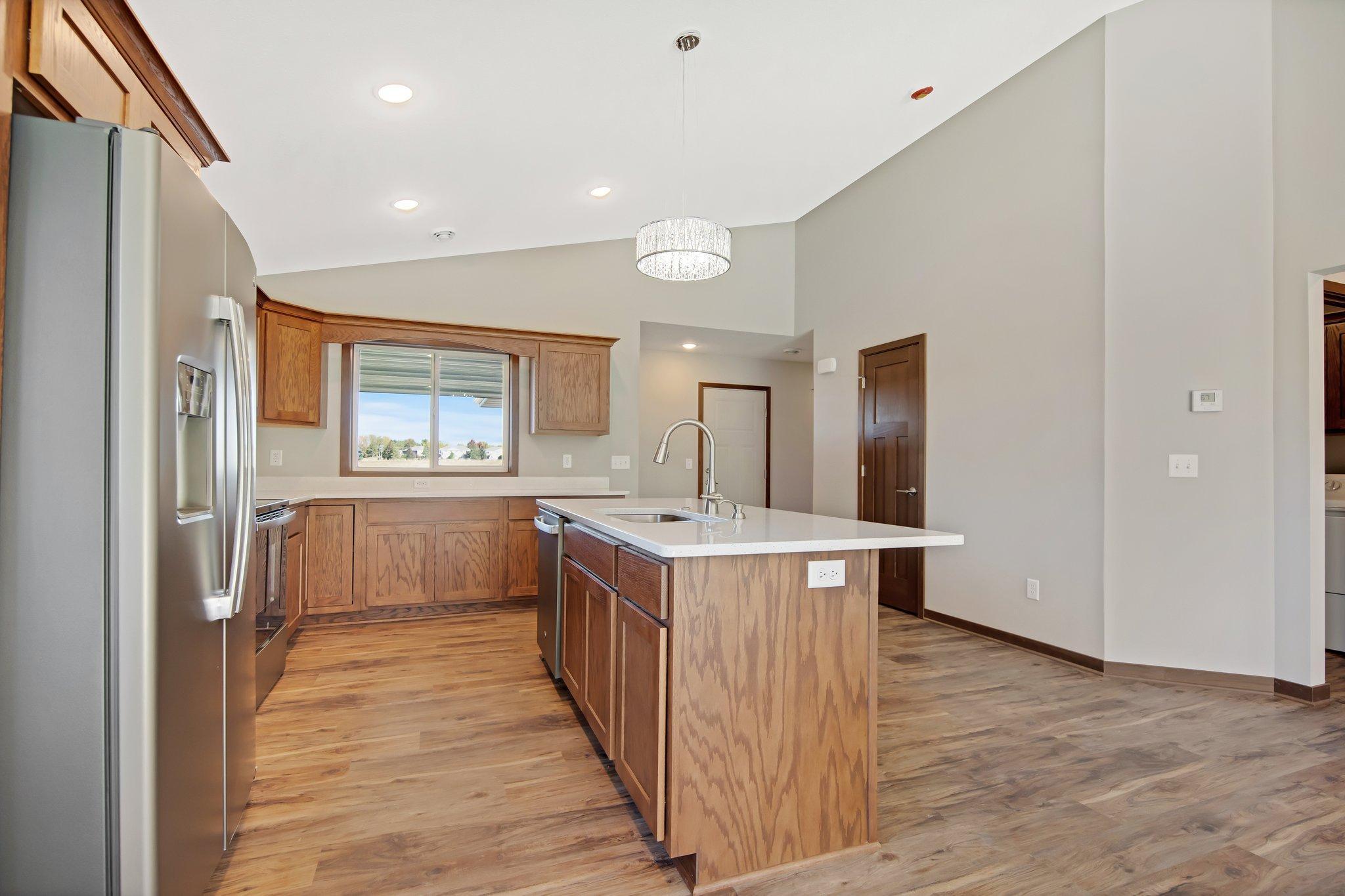 5th image of 301 Gateway Pkwy, Osceola, WI 54020 | MLS# 7114410