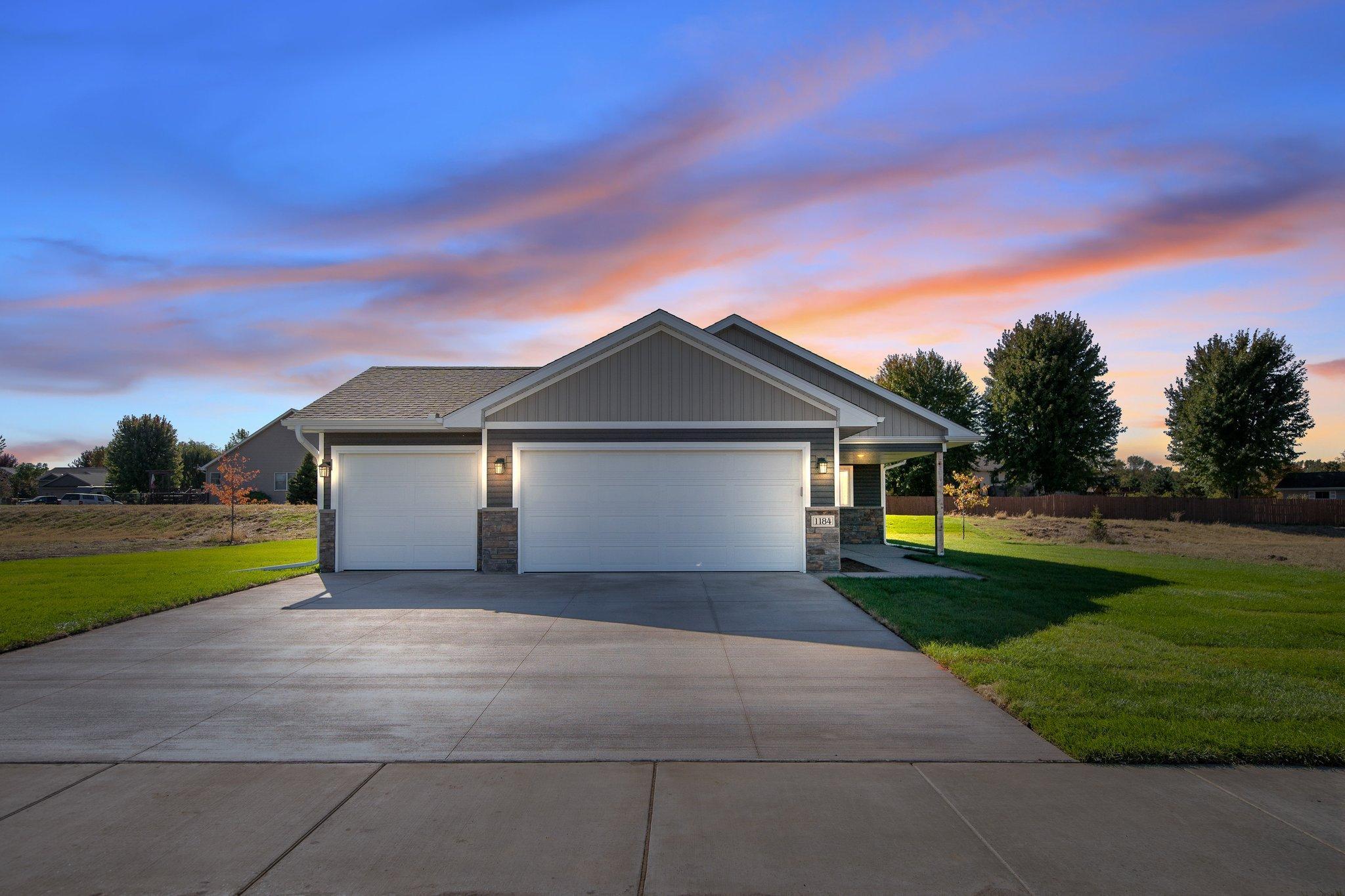 2nd image of 301 Gateway Pkwy, Osceola, WI 54020 | MLS# 7114410