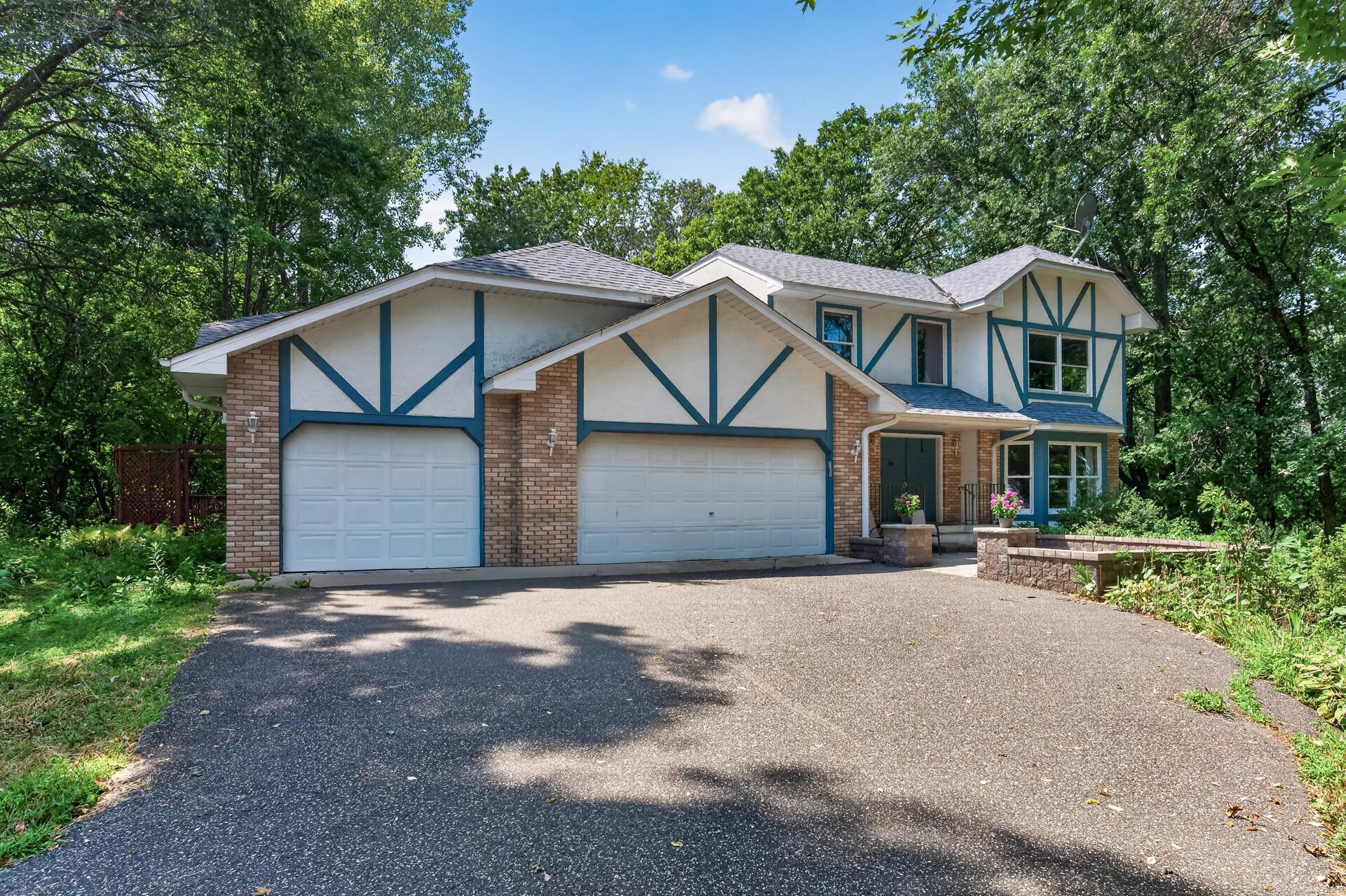 1st image of 1901 Bloom Ct, Hugo, MN 55038 | MLS# 7114419
