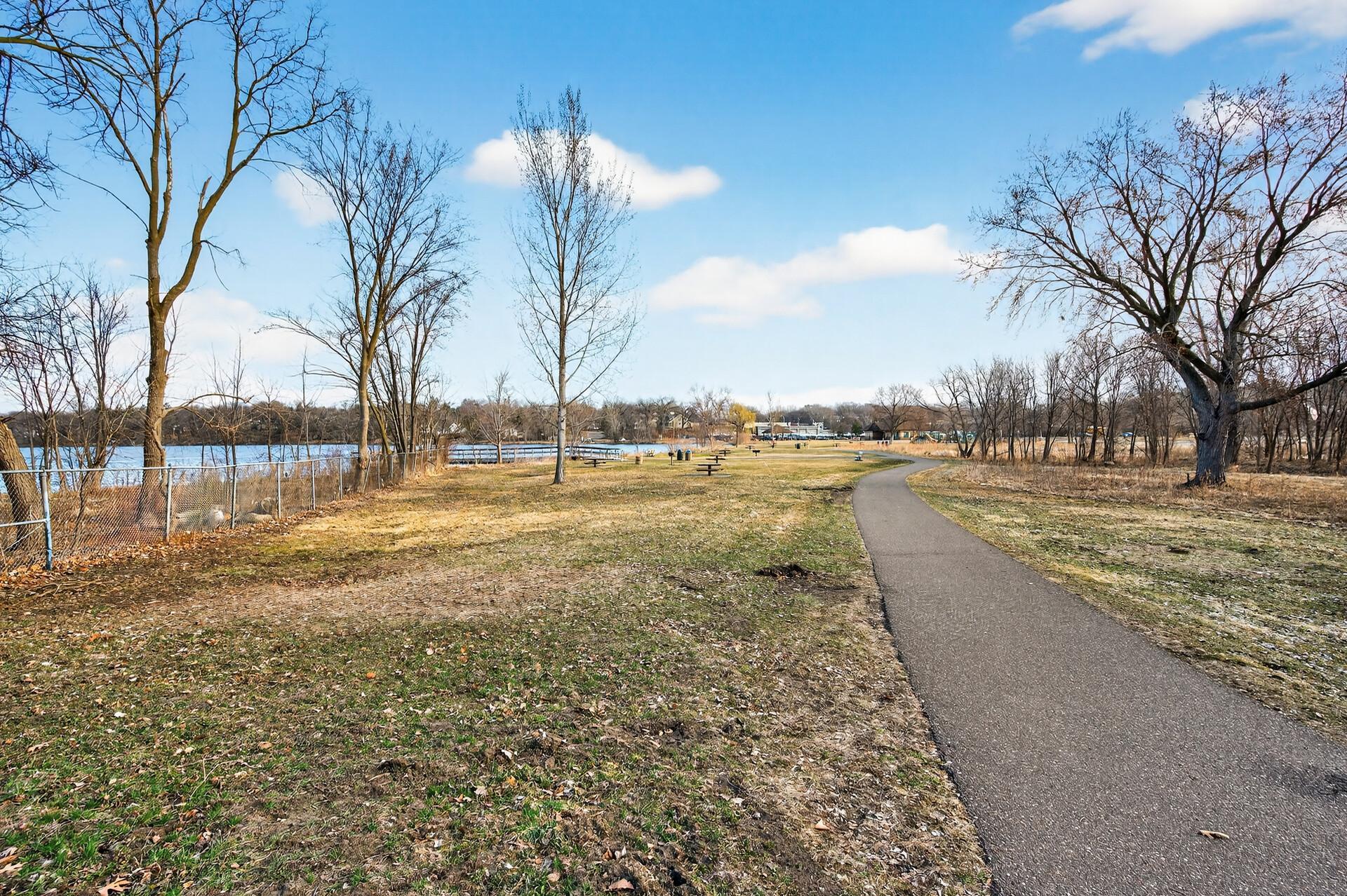 2nd image of 213 Mccarrons Pl W, Saint Paul, MN 55113 | MLS# 7114425