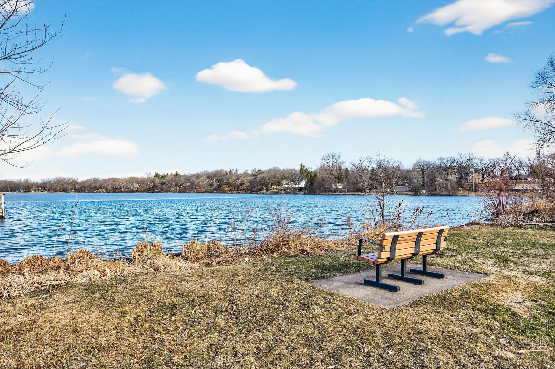 3rd image of 213 Mccarrons Pl W, Saint Paul, MN 55113 | MLS# 7114425