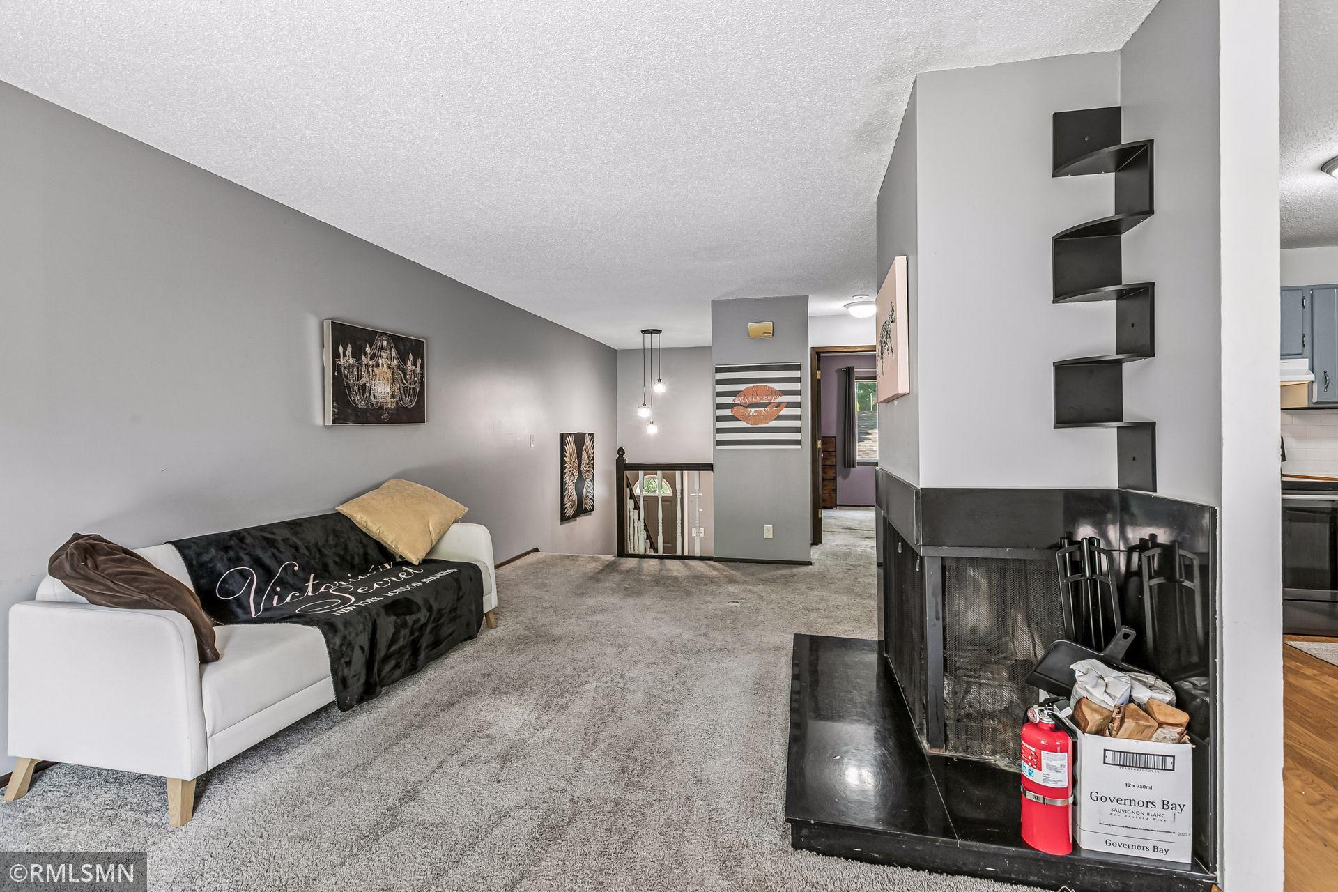 4th image of 4384 Arden View Ct, Arden Hills, MN 55112 | MLS# 7114428