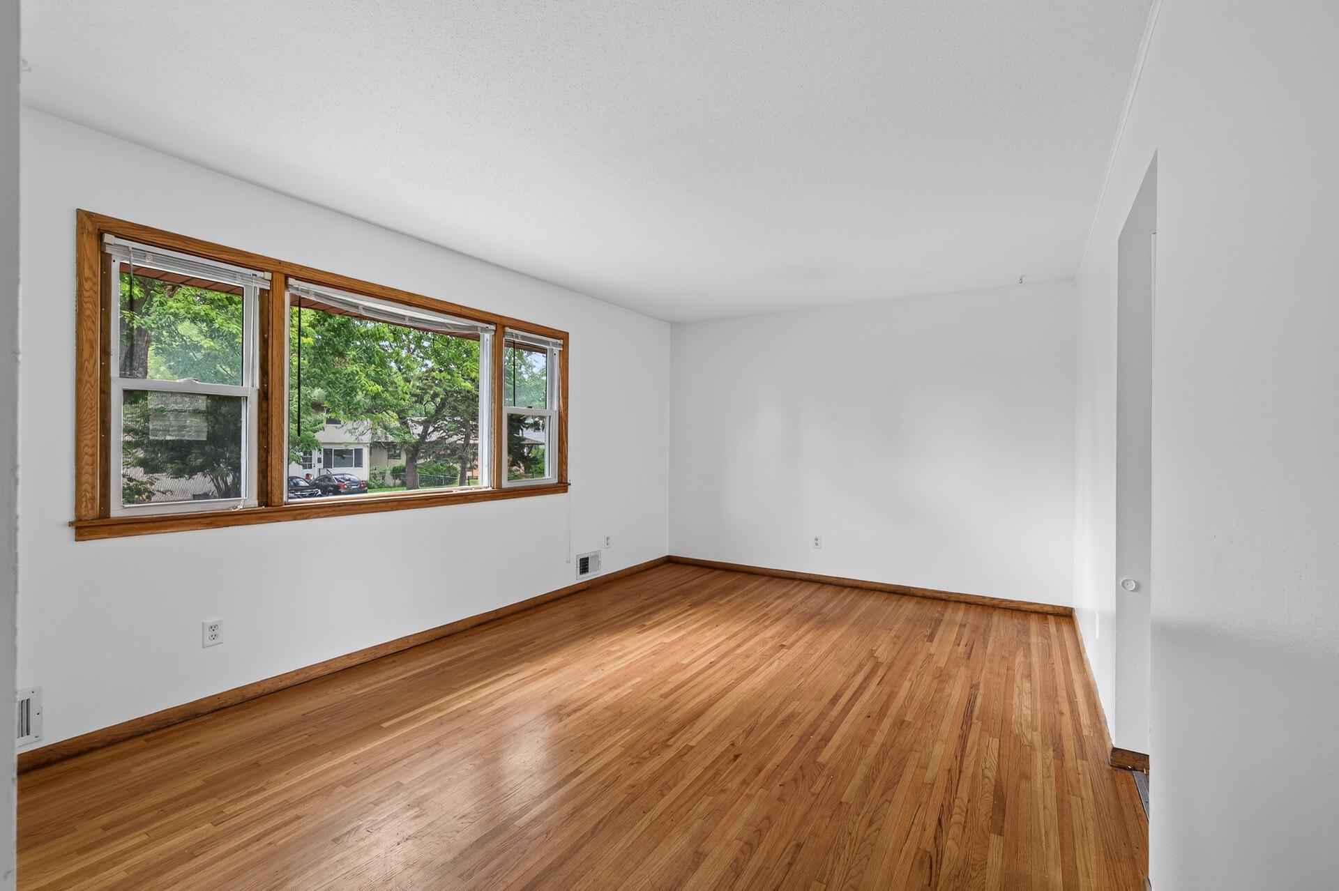 4th image of 4509 Fillmore St Ne, Minneapolis, MN 55421 | MLS# 7114454