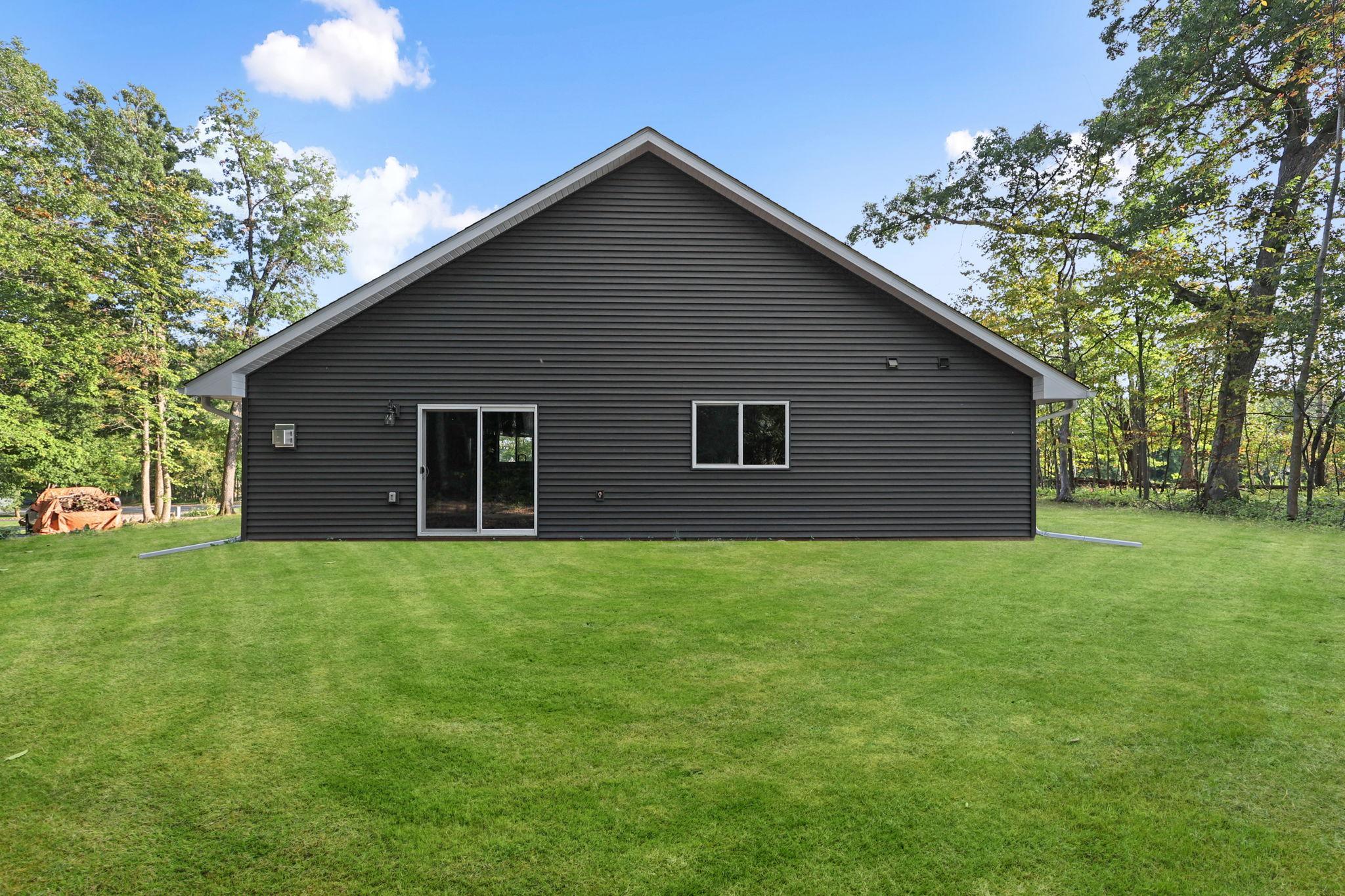 20th image of 331 Gateway Pkwy, Osceola, WI 54020 | MLS# 7114465