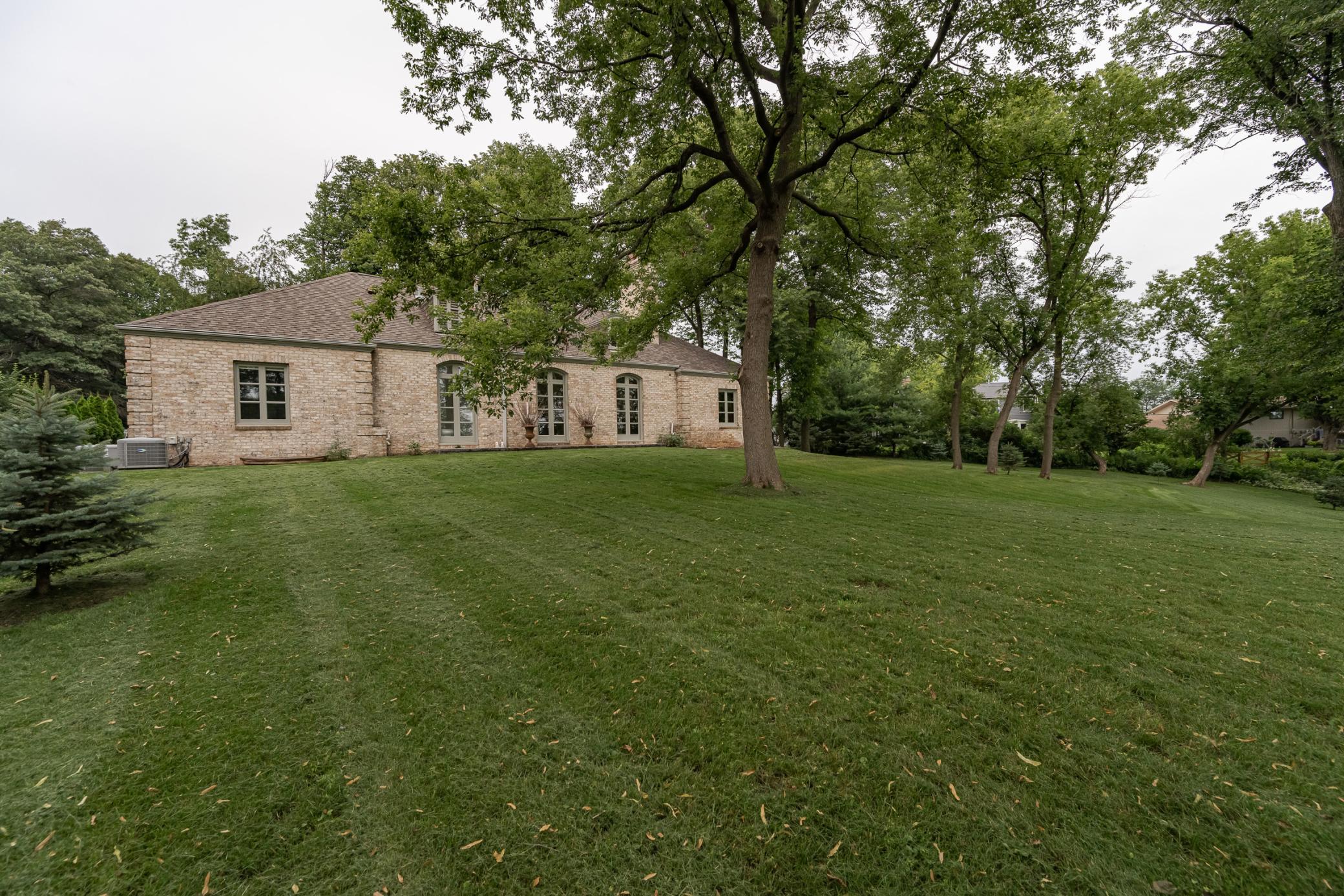 5th image of 910 Folwell Dr Sw, Rochester, MN 55902 | MLS# 7114473