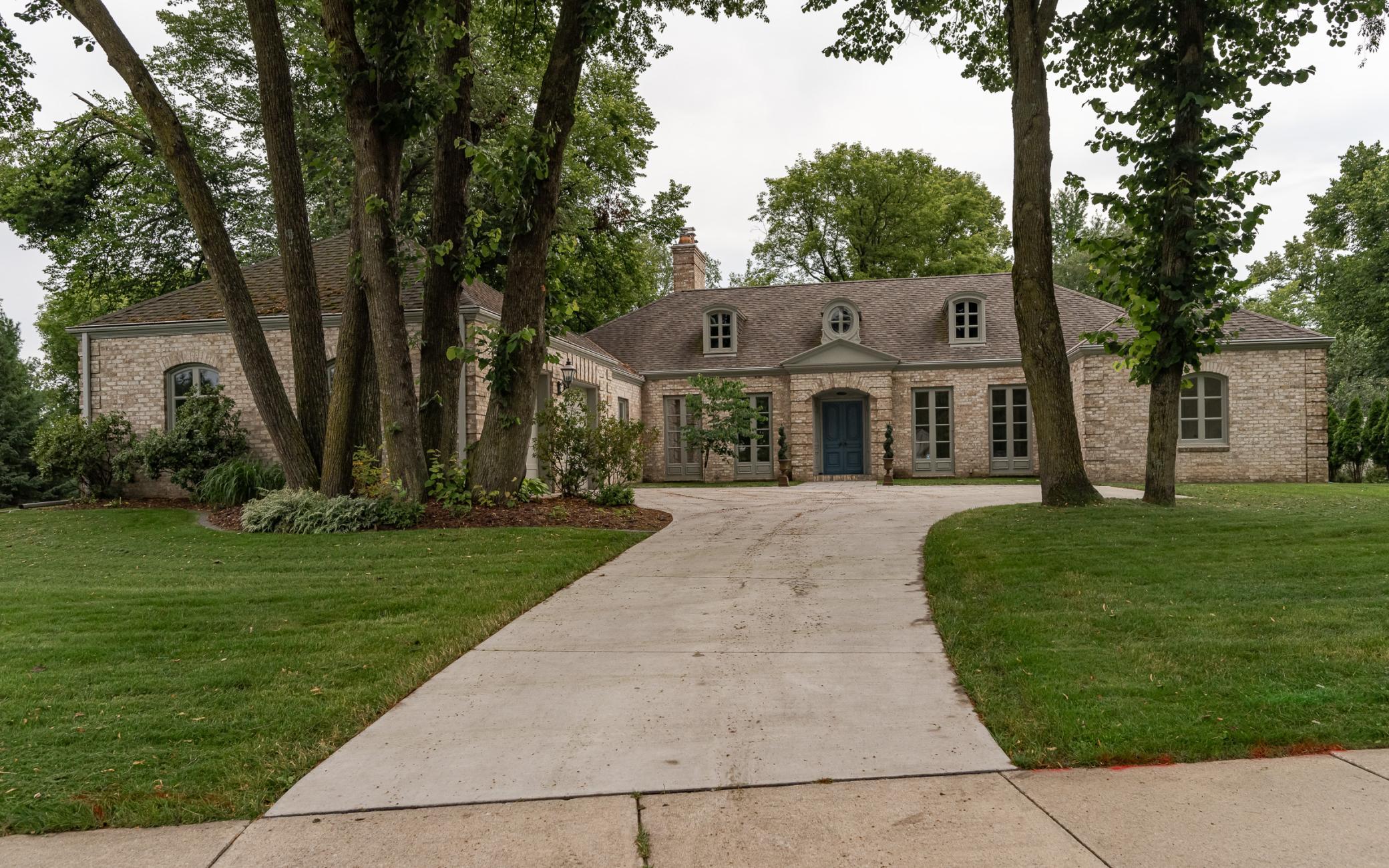 4th image of 910 Folwell Dr Sw, Rochester, MN 55902 | MLS# 7114473