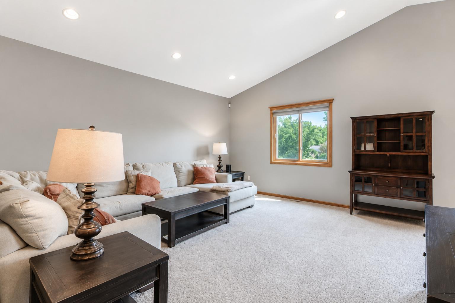 2nd image of 109 Cougar Dr, Mankato, MN 56001 | MLS# 7114477