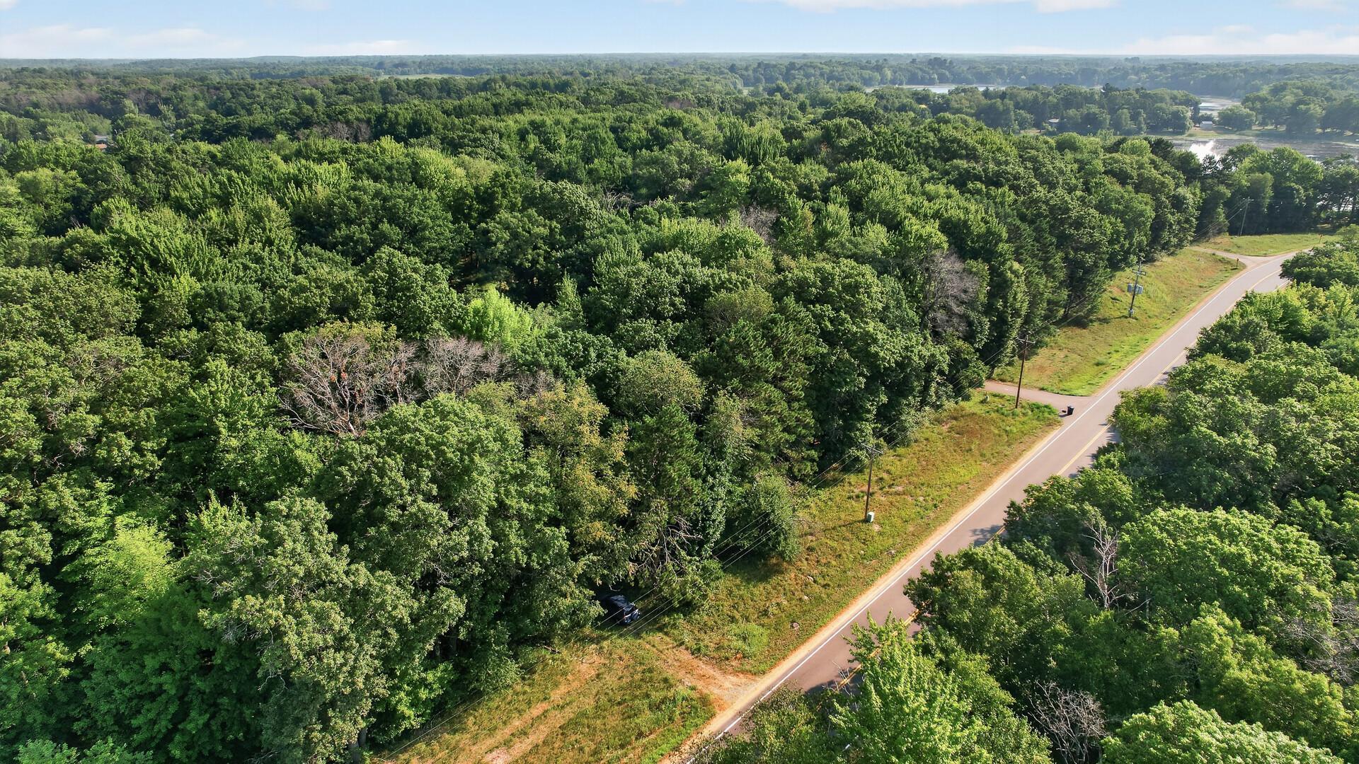 2nd image of 8055 Fawn Lake Dr Ne, Stacy, MN 55079 | MLS# 7114508