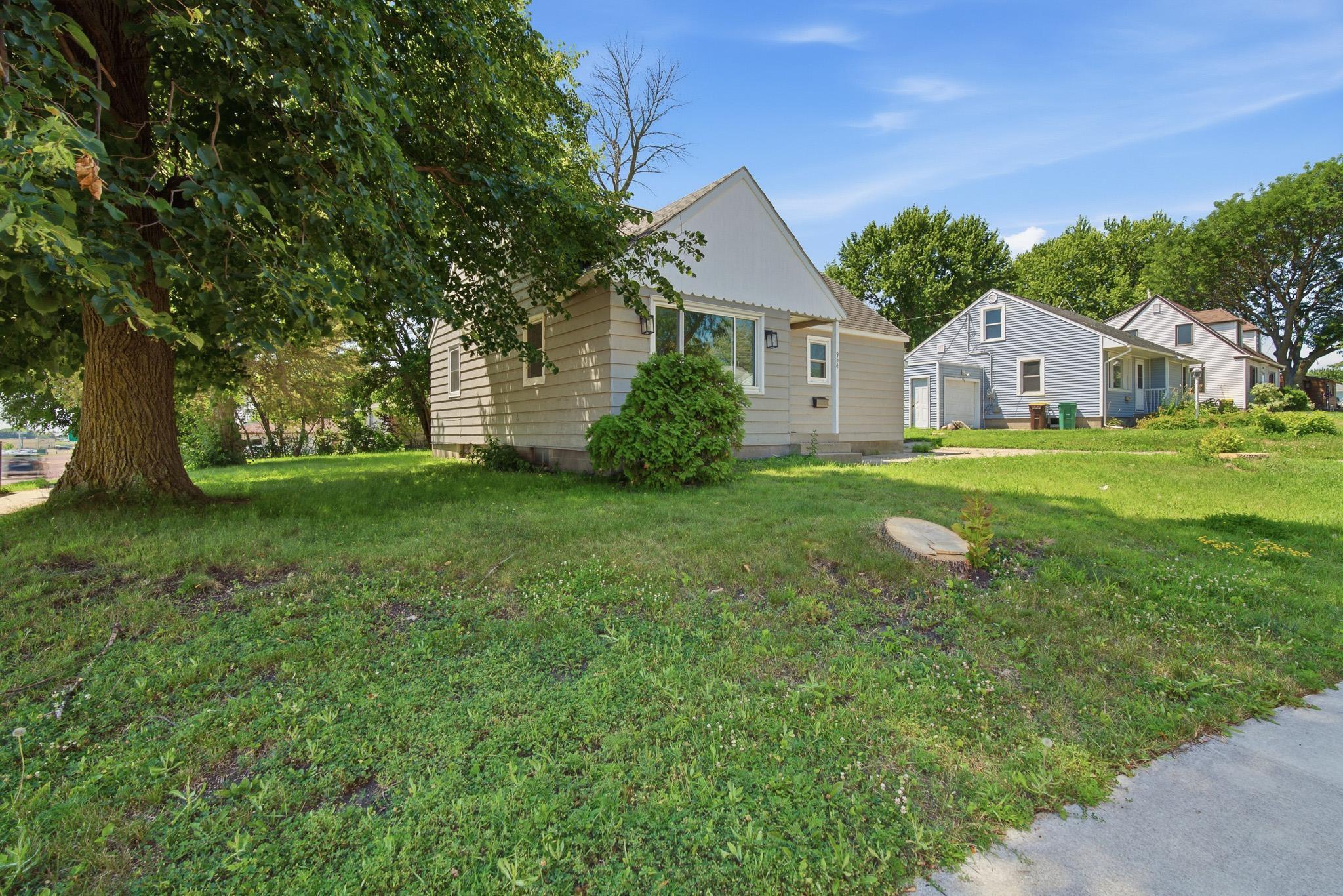 2nd image of 954 Victoria St, Fairmont, MN 56031 | MLS# 7114700