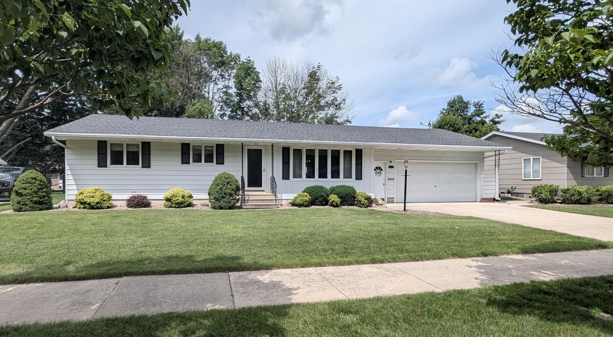 1st image of 1407 9th St Nw, Austin, MN 55912 | MLS# 7114733
