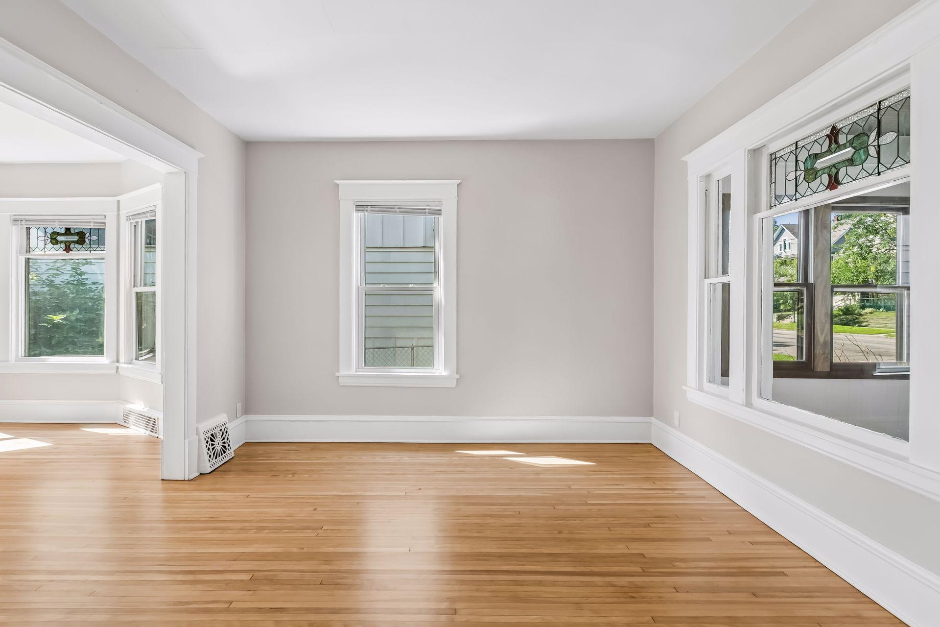 5th image of 382 N Cleveland Ave N, Saint Paul, MN 55104 | MLS# 7114771