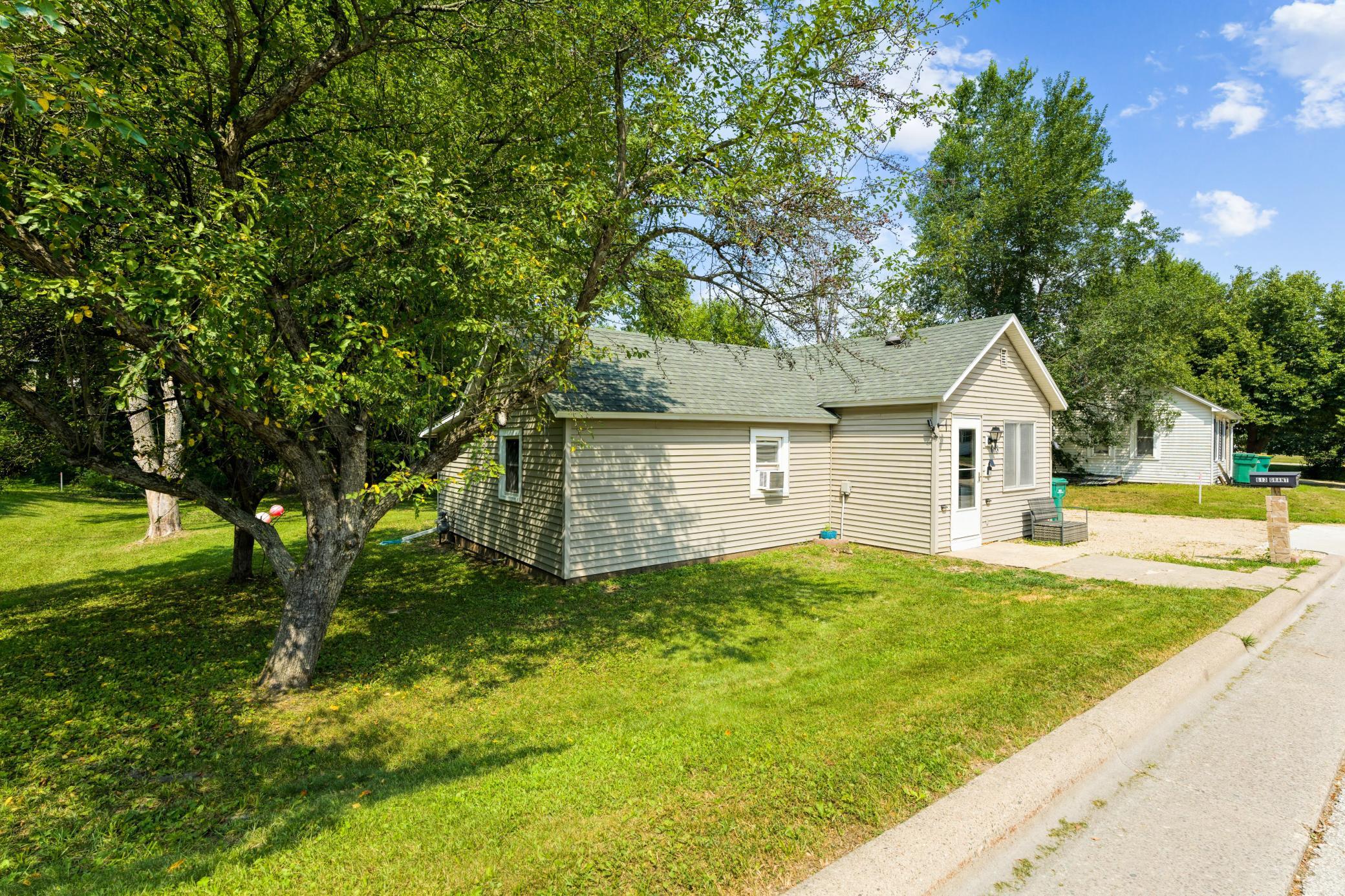 4th image of 613 S Grant St, Houston, MN 55943 | MLS# 7114814