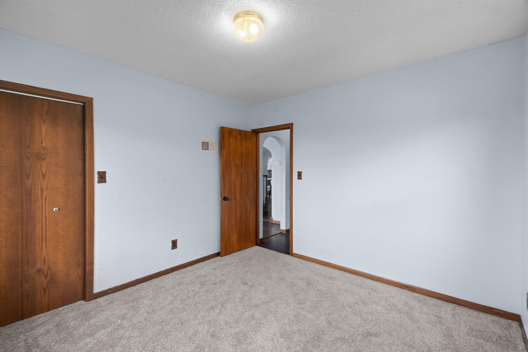 5th image of 1821 Grandview Ave, Red Wing, MN 55066 | MLS# 7114822