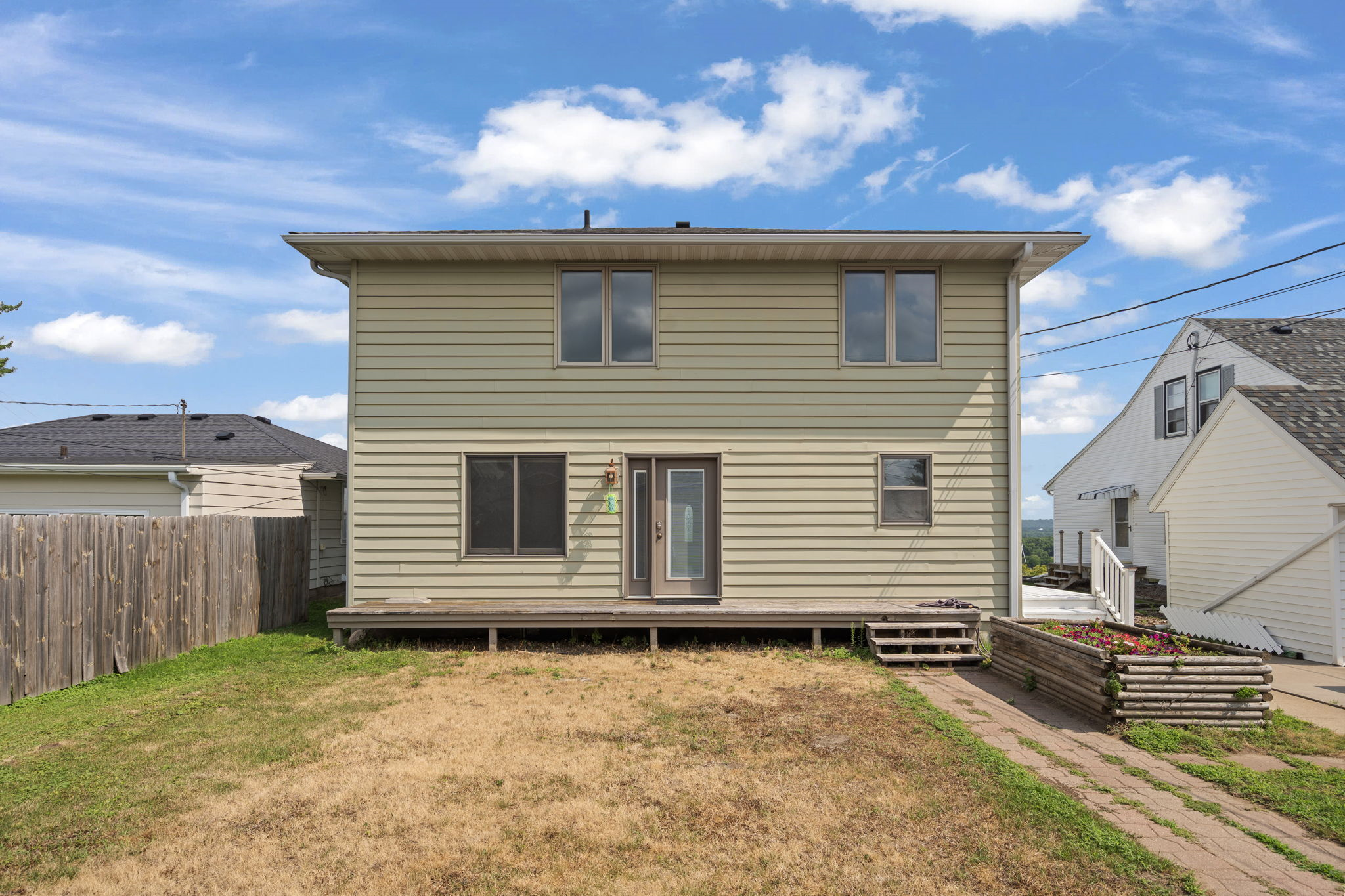 34th image of 1821 Grandview Ave, Red Wing, MN 55066 | MLS# 7114822