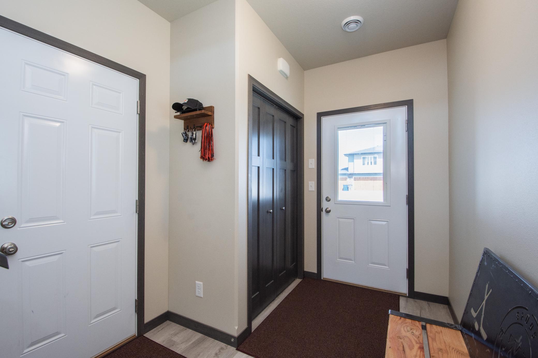 4th image of 4887 Hampton Cir S, Moorhead, MN 56560 | MLS# 7114835