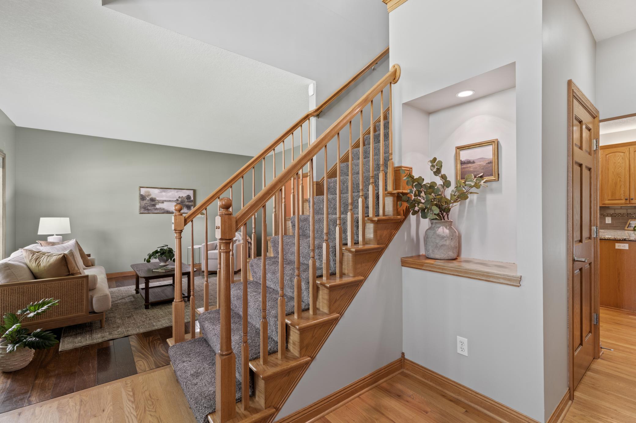 3rd image of 5005 Scenic Oak Dr Sw, Rochester, MN 55902 | MLS# 7114839