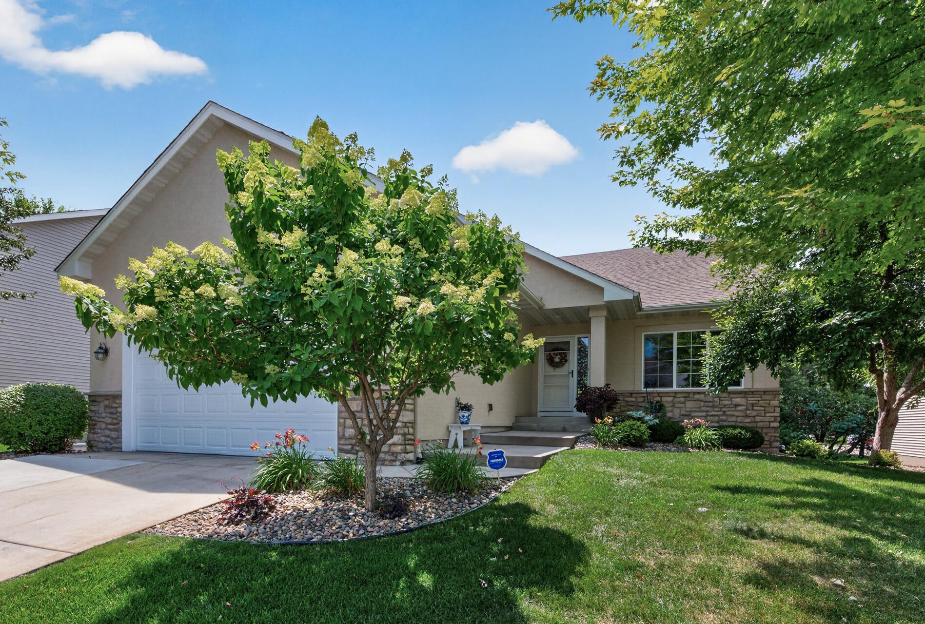 1st image of 2637 Wilds Ln Nw, Prior Lake, MN 55372 | MLS# 7114906