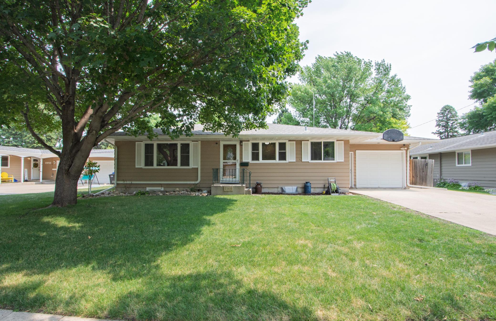 1st image of 2308 10th St S, Fargo, ND 58103 | MLS# 7114913