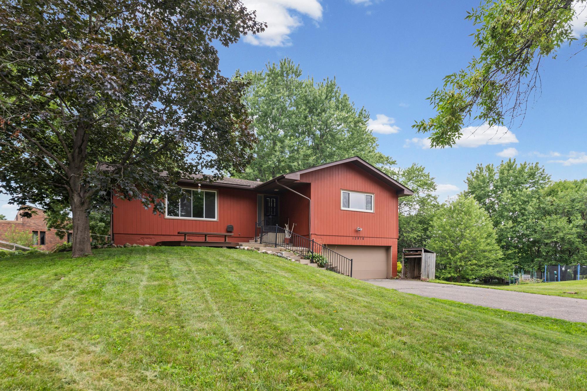 4th image of 12916 1St Ave S, Burnsville, MN 55337 | MLS# 7114949