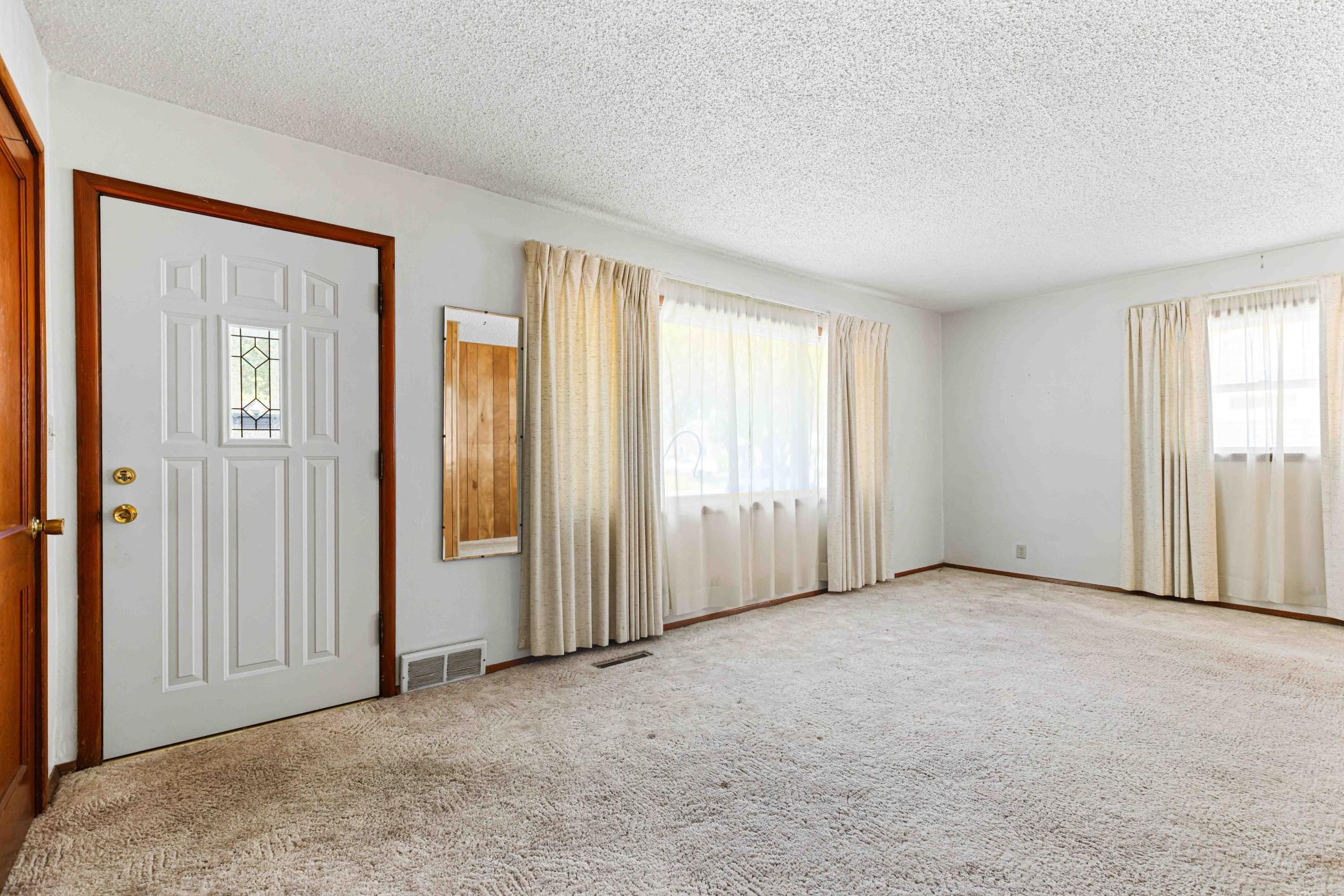 3rd image of 1624 4Th St S, Moorhead, MN 56560 | MLS# 7114955