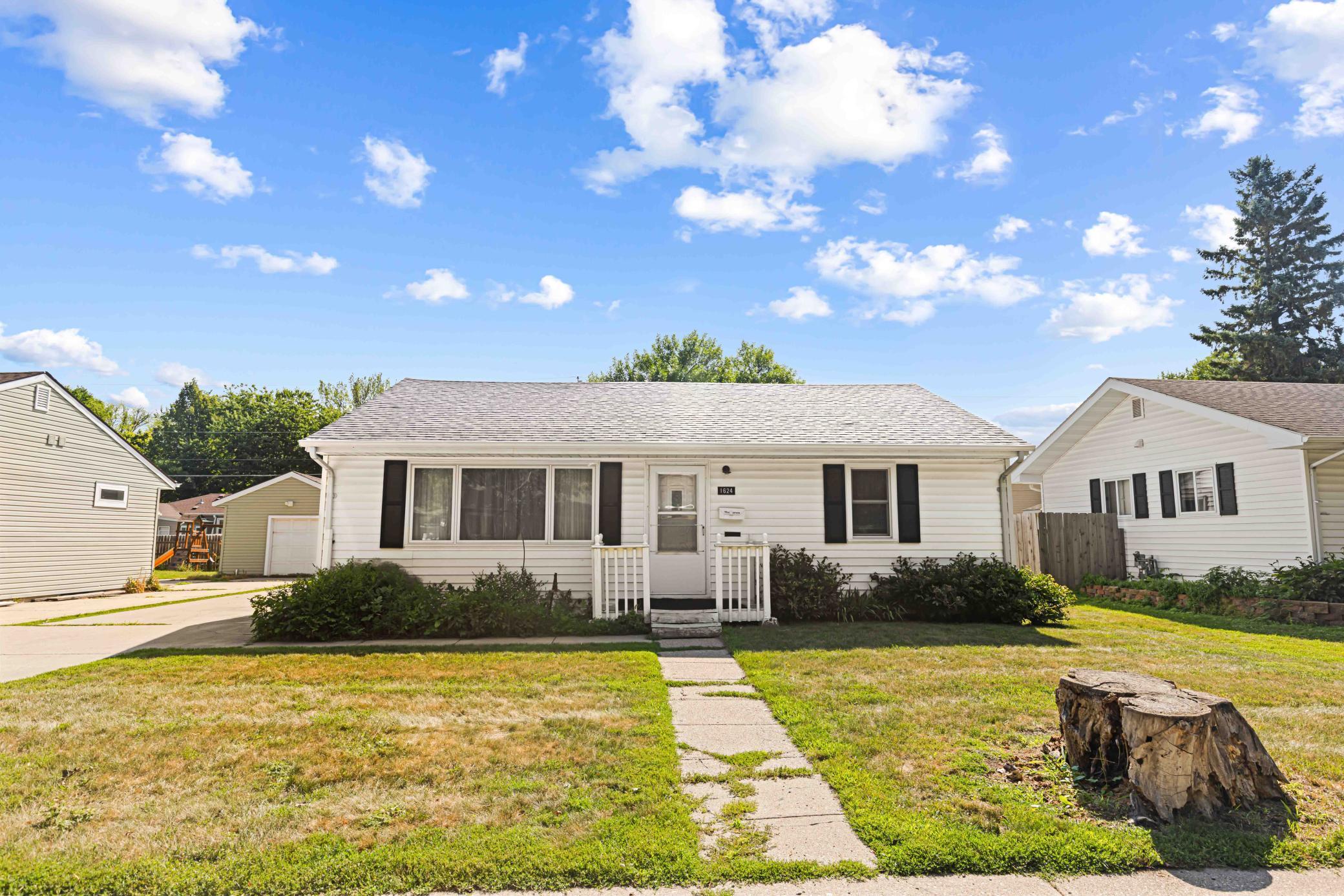 1st image of 1624 4th St S, Moorhead, MN 56560 | MLS# 7114955