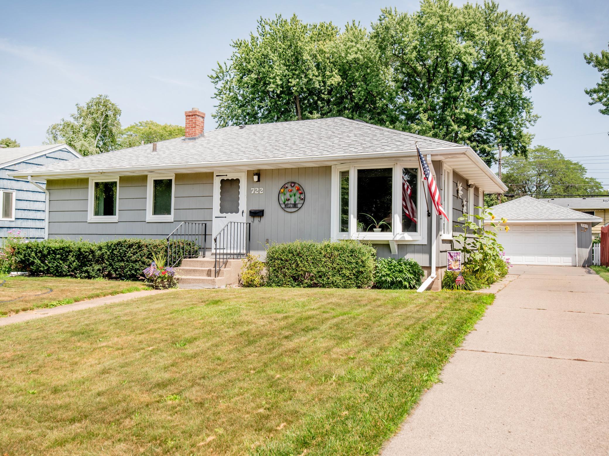 2nd image of 722 24th Ave N, South Saint Paul, MN 55075 | MLS# 7114956