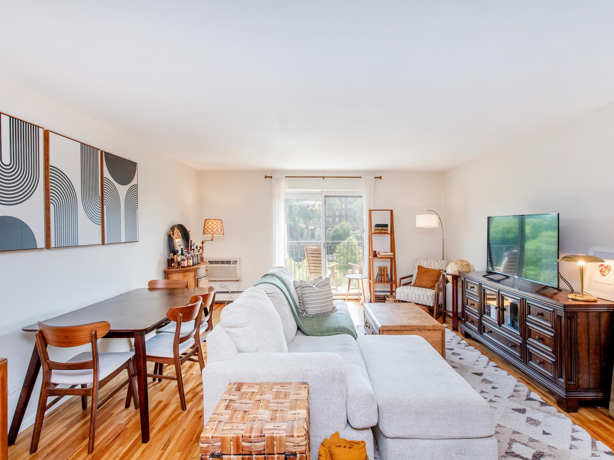 2nd image of 2928 Dean Pkwy #4B, Minneapolis, MN 55416 | MLS# 7114960