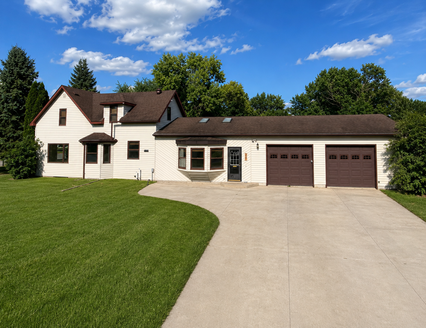 Homes for sale in Red Lake Falls, MN | 321 3rd St Sw, Red Lake Falls, MN 56750 | MLS# 7114972