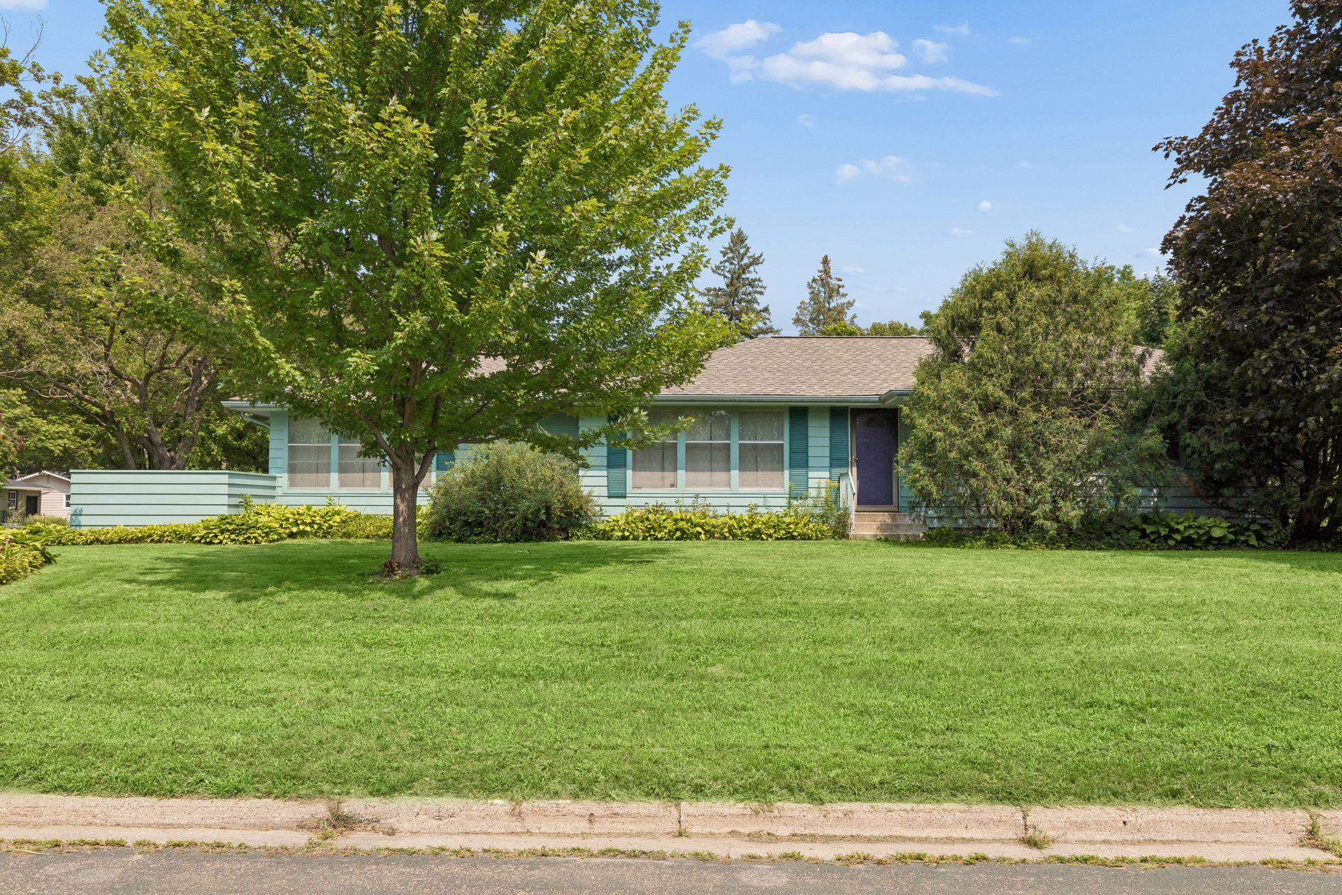 2nd image of 501 Sumner St E, Northfield, MN 55057 | MLS# 7115005