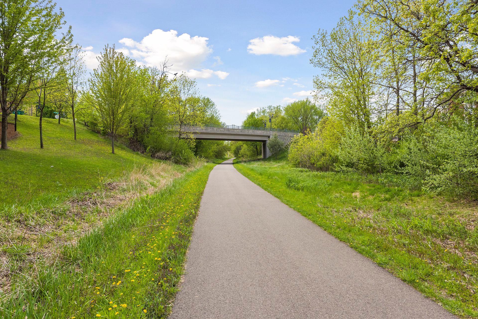 19th image of 2685 Shadywood Rd, Excelsior, MN 55331 | MLS# 7115008