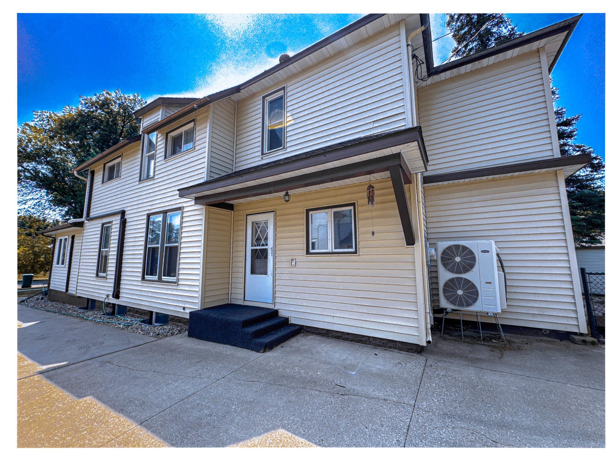 Homes for sale in Crookston, MN | 316 S Ash St, Crookston, MN 56716 | MLS# 7115011