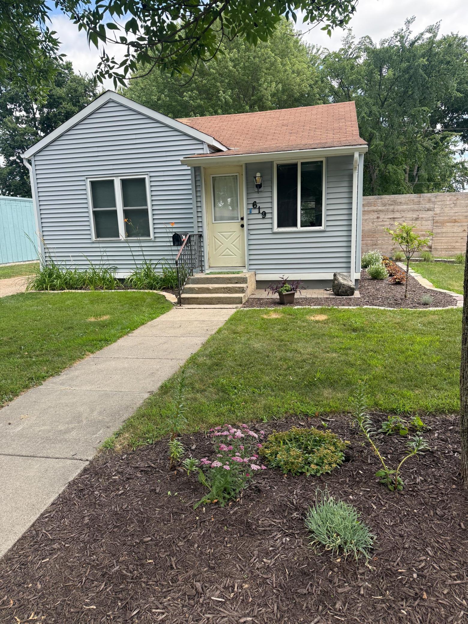 1st image of 619 Washburne Ave, Paynesville, MN 56362 | MLS# 7115082