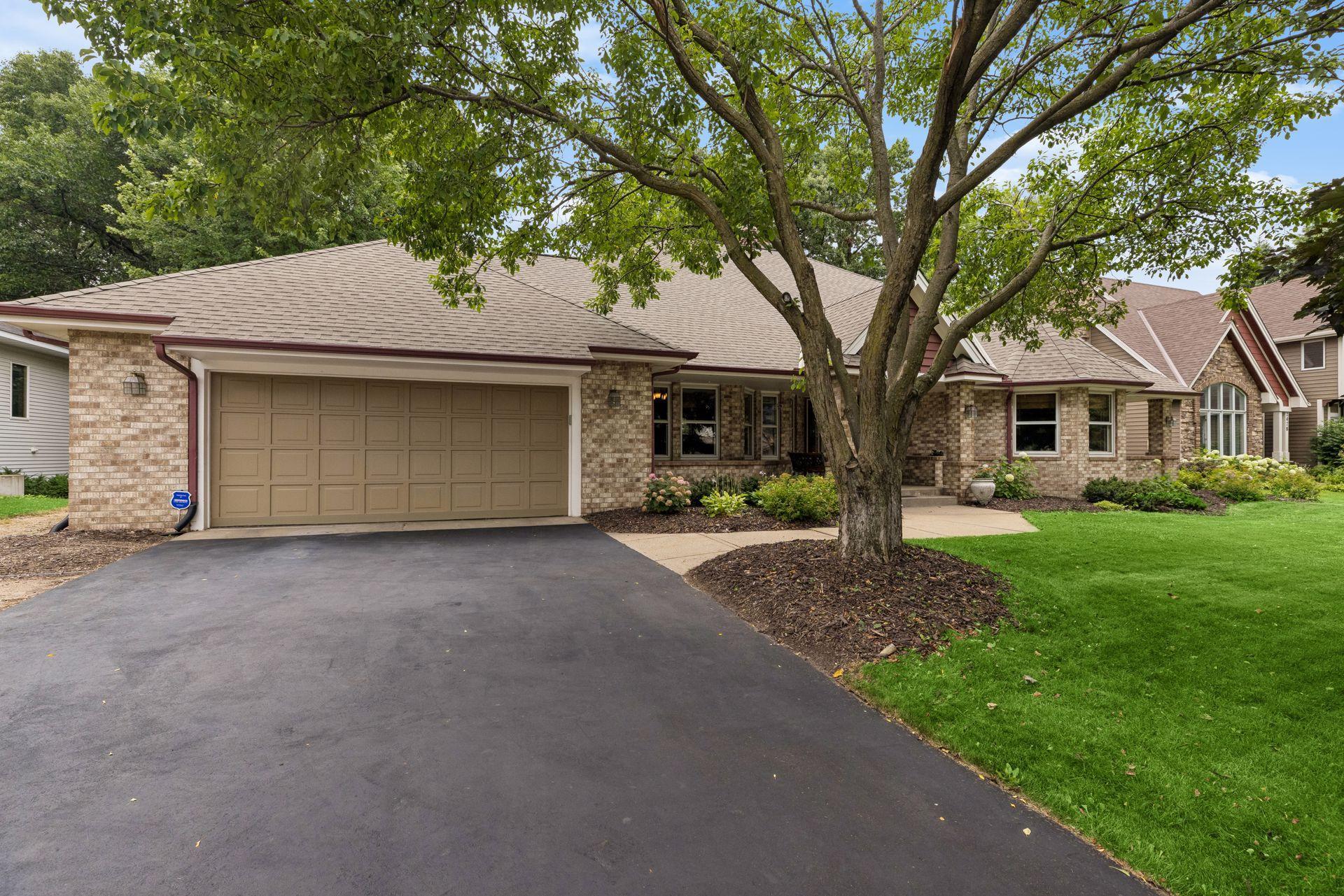 1st image of 2488 Hillwood Dr E, Saint Paul, MN 55119 | MLS# 7115084
