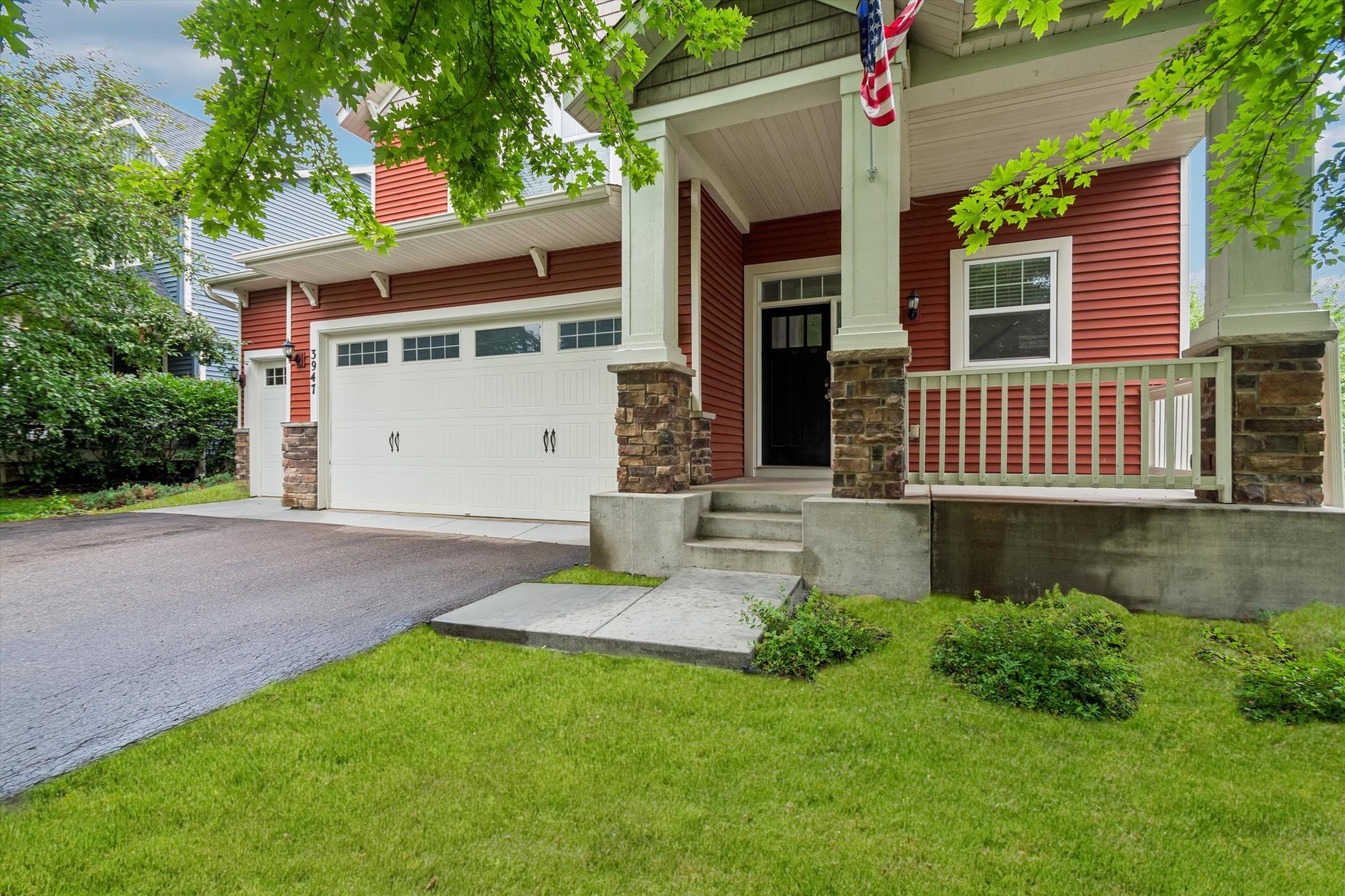 2nd image of 3947 Valencia Ln, Chaska, MN 55318 | MLS# 7115135