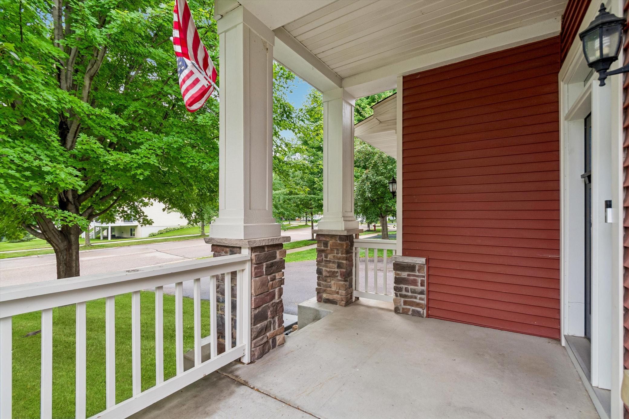 4th image of 3947 Valencia Ln, Chaska, MN 55318 | MLS# 7115135