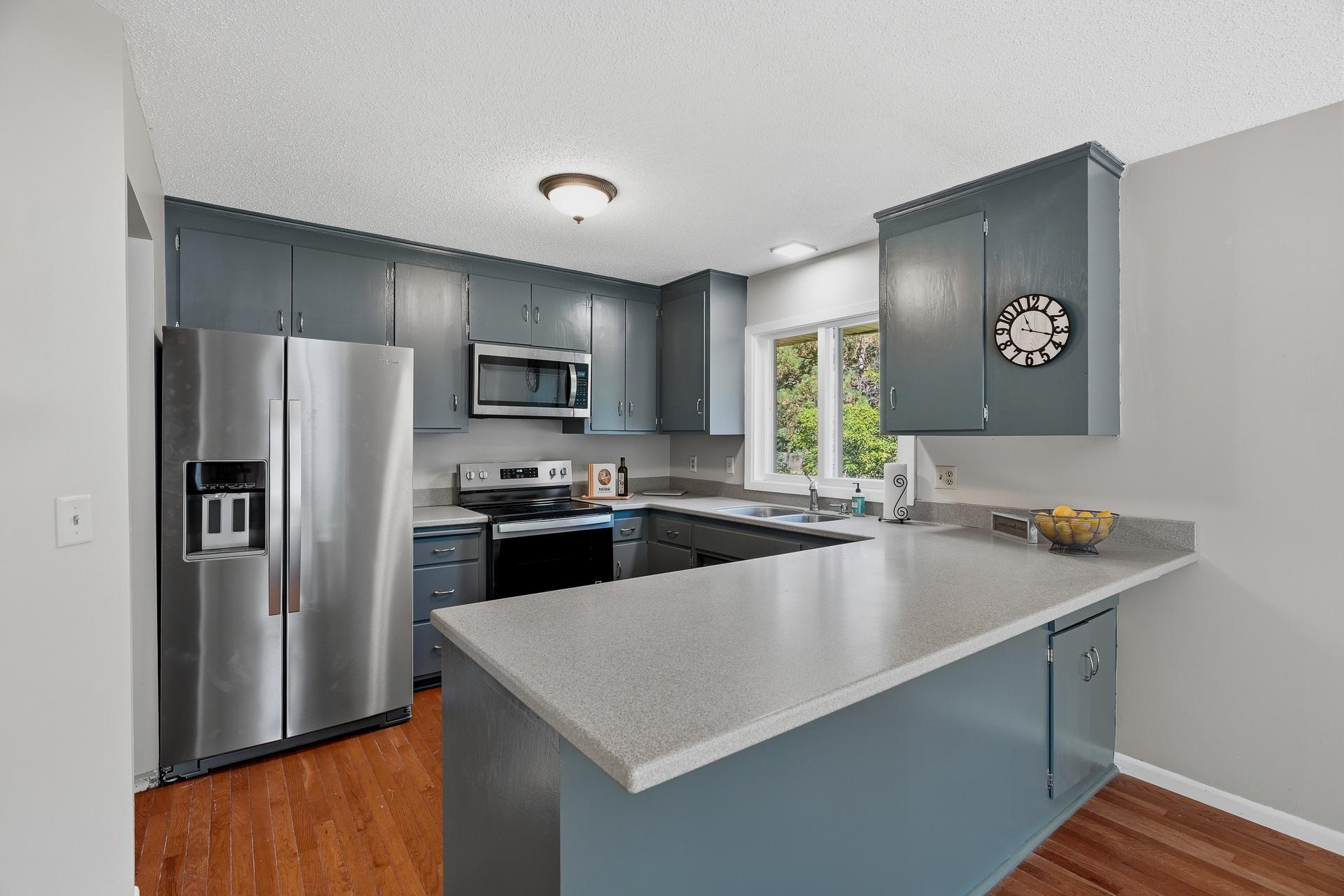 5th image of 9401 Briar Rd, Minneapolis, MN 55437 | MLS# 7115156