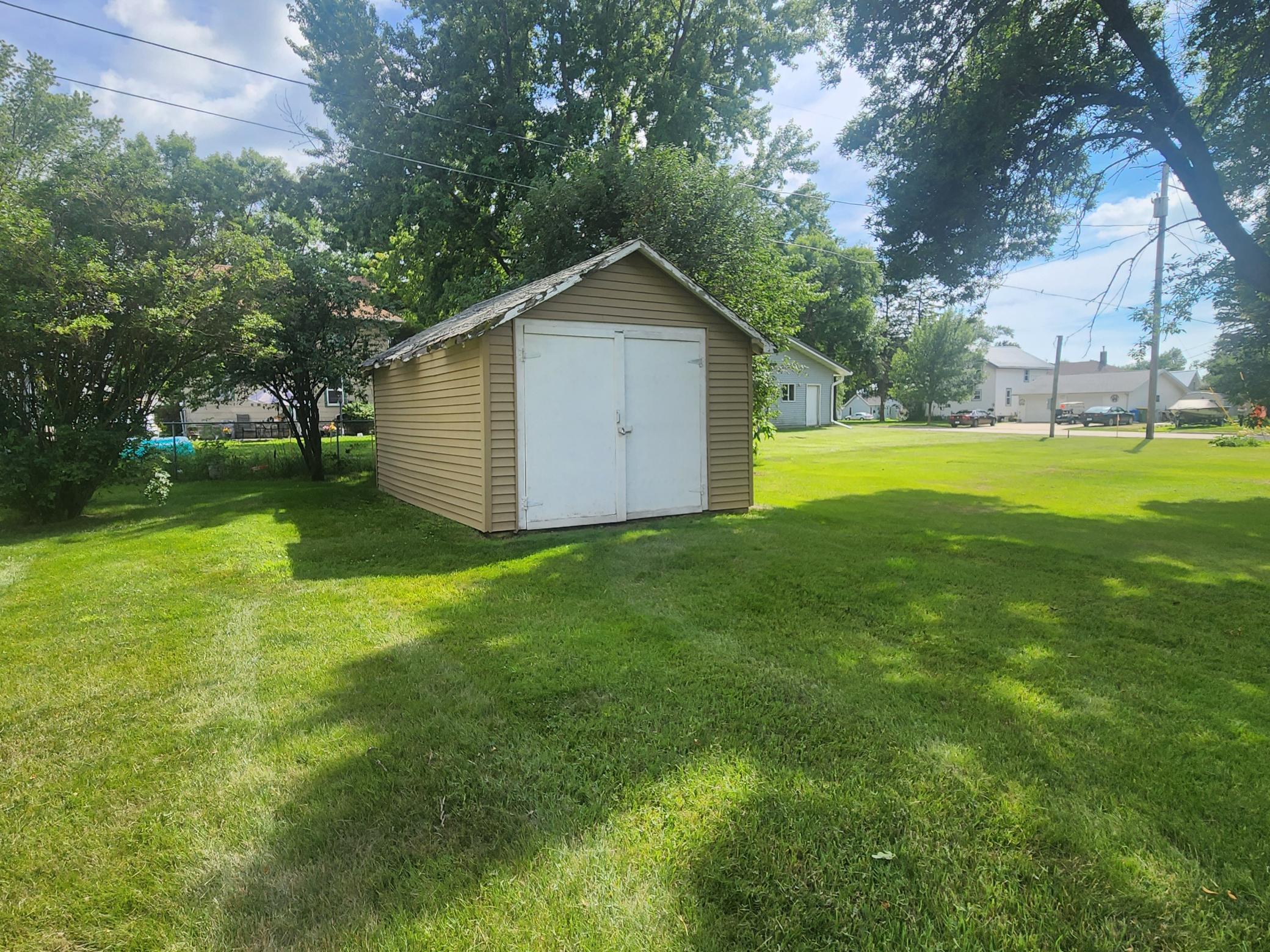 Homes for sale in Pipestone, MN | 822 2Nd St Nw, Pipestone, MN 56164 | MLS# 7115184