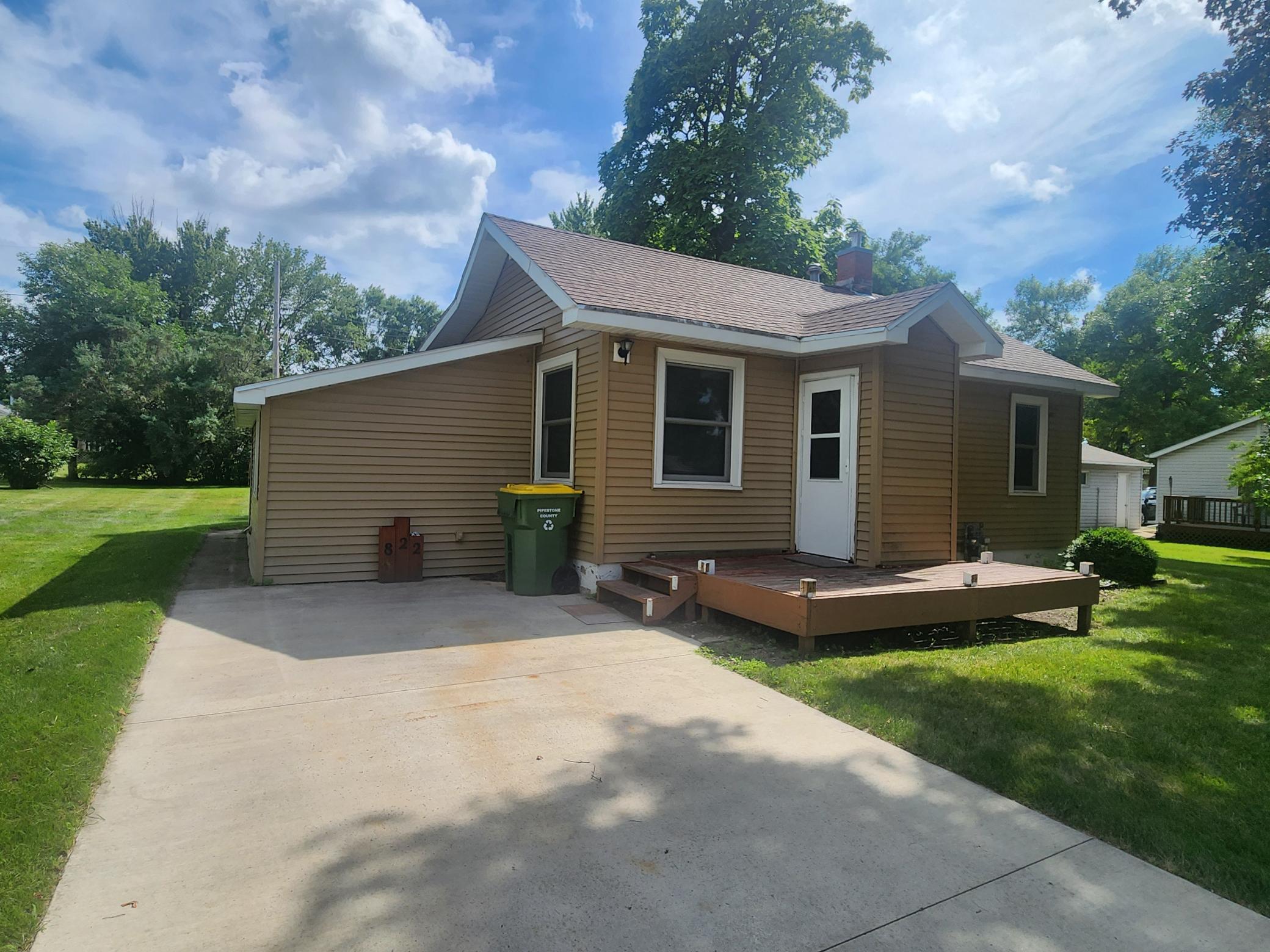 Homes for sale in Pipestone, MN | 822 2nd St Nw, Pipestone, MN 56164 | MLS# 7115184