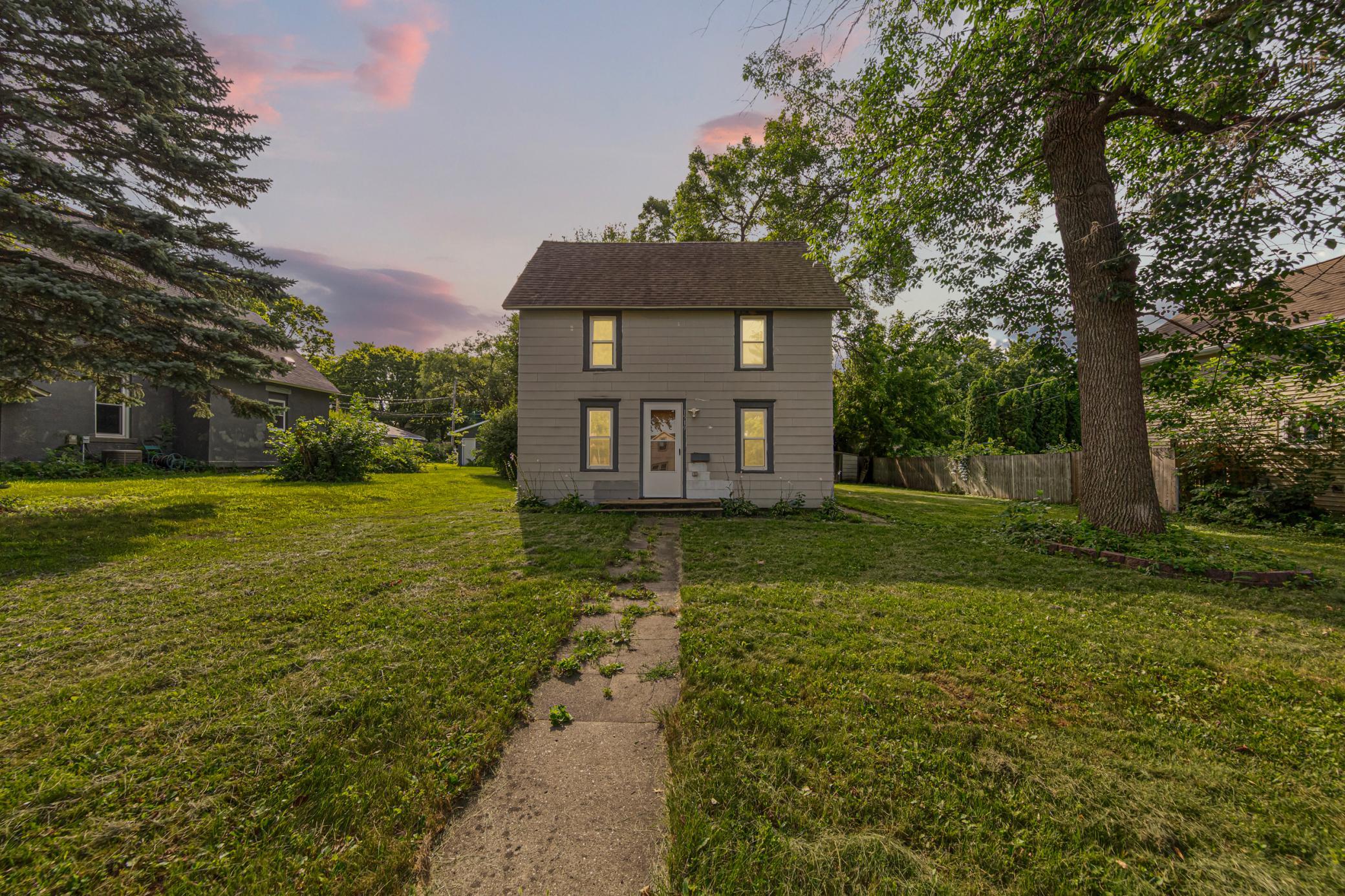 3rd image of 1519 N 4Th St, Mankato, MN 56001 | MLS# 7115185