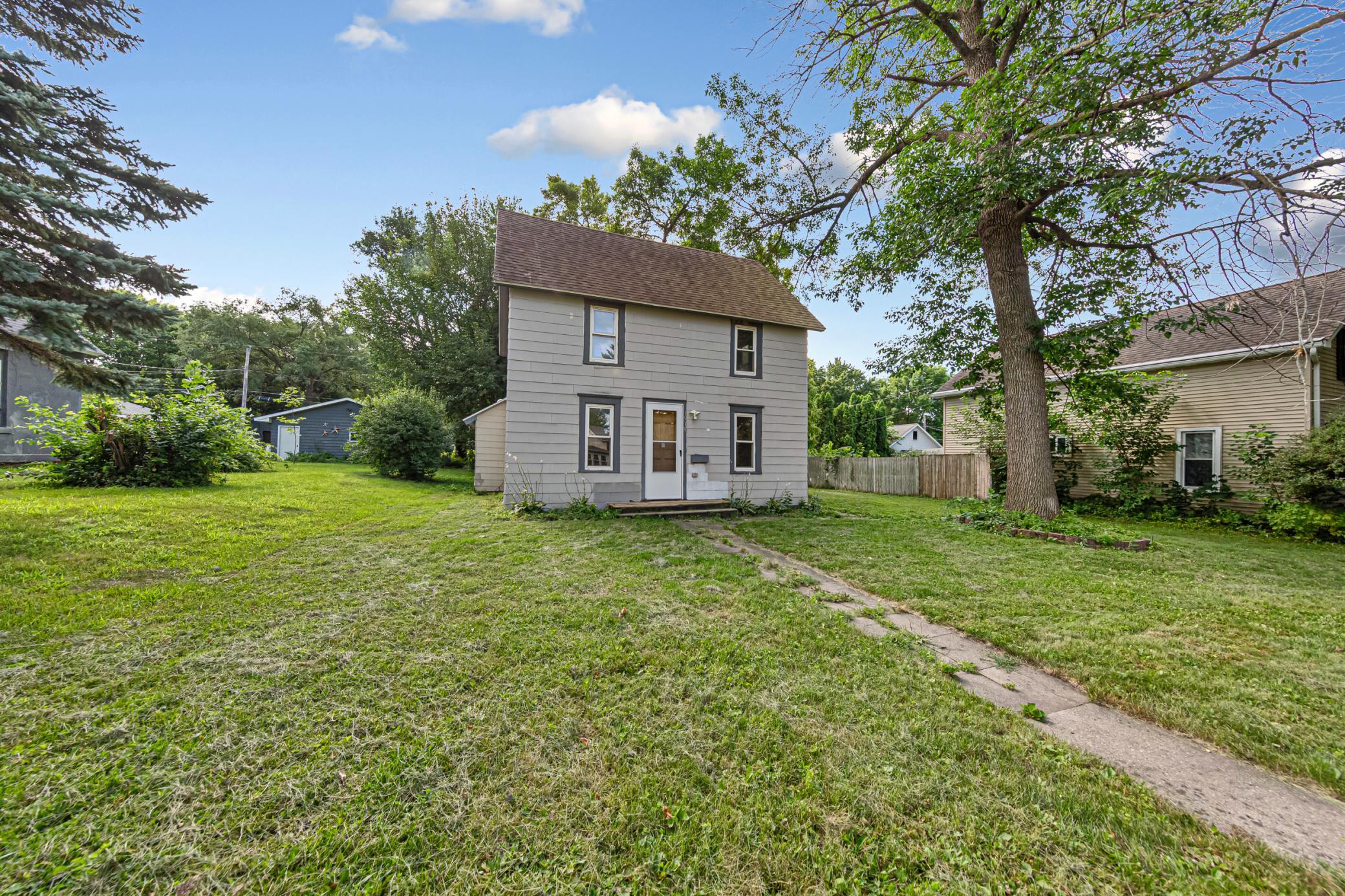 1st image of 1519 N 4th St, Mankato, MN 56001 | MLS# 7115185