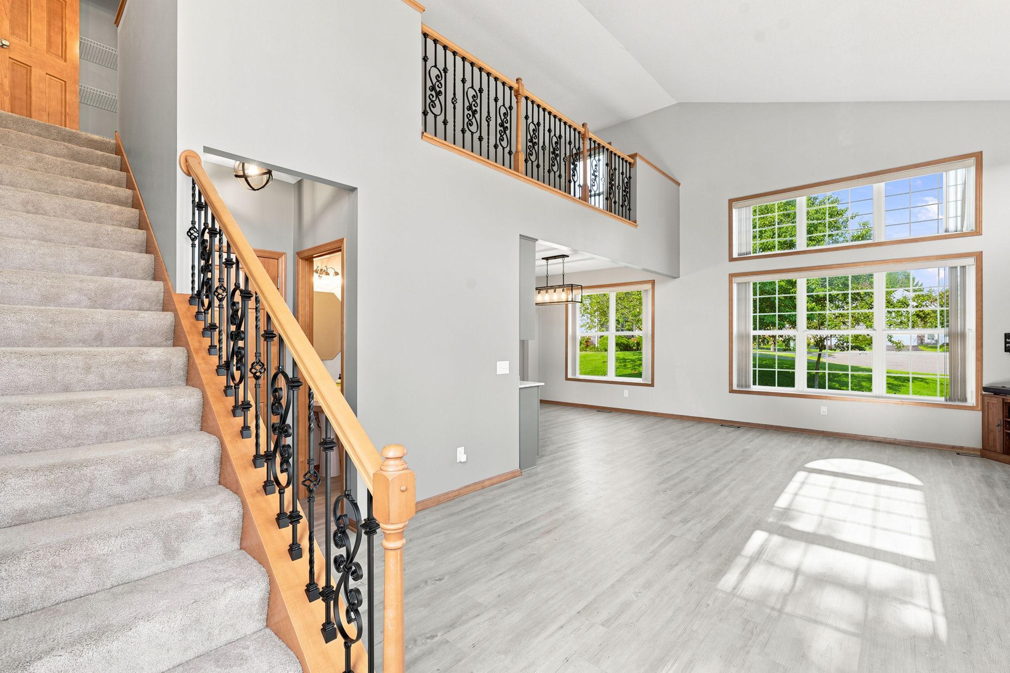 2nd image of 7143 Arthur Dr, Saint Paul, MN 55125 | MLS# 7115199