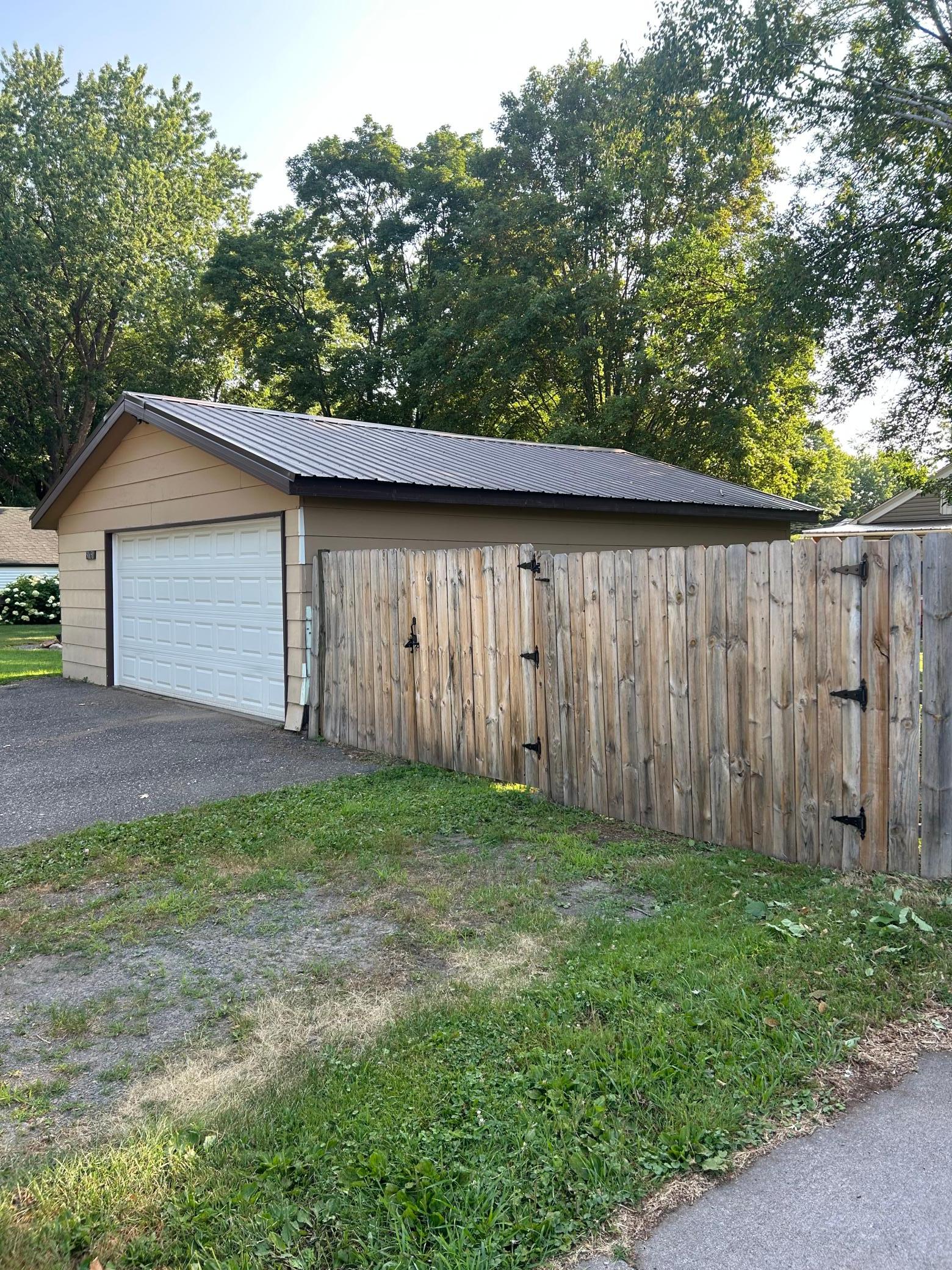 2nd image of 30650 N Lakes Trl, Lindstrom, MN 55045 | MLS# 7115205